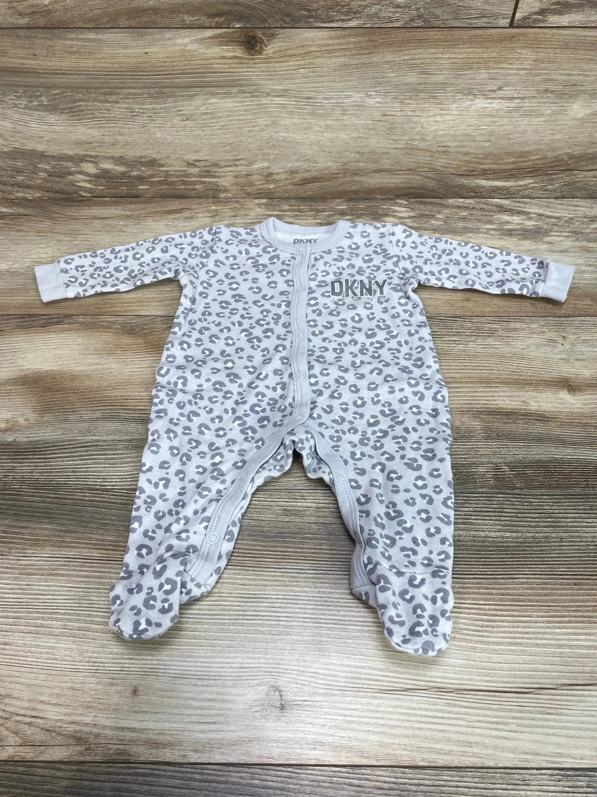 DKNY Leopard Print Sleeper Grey sz 0-3m