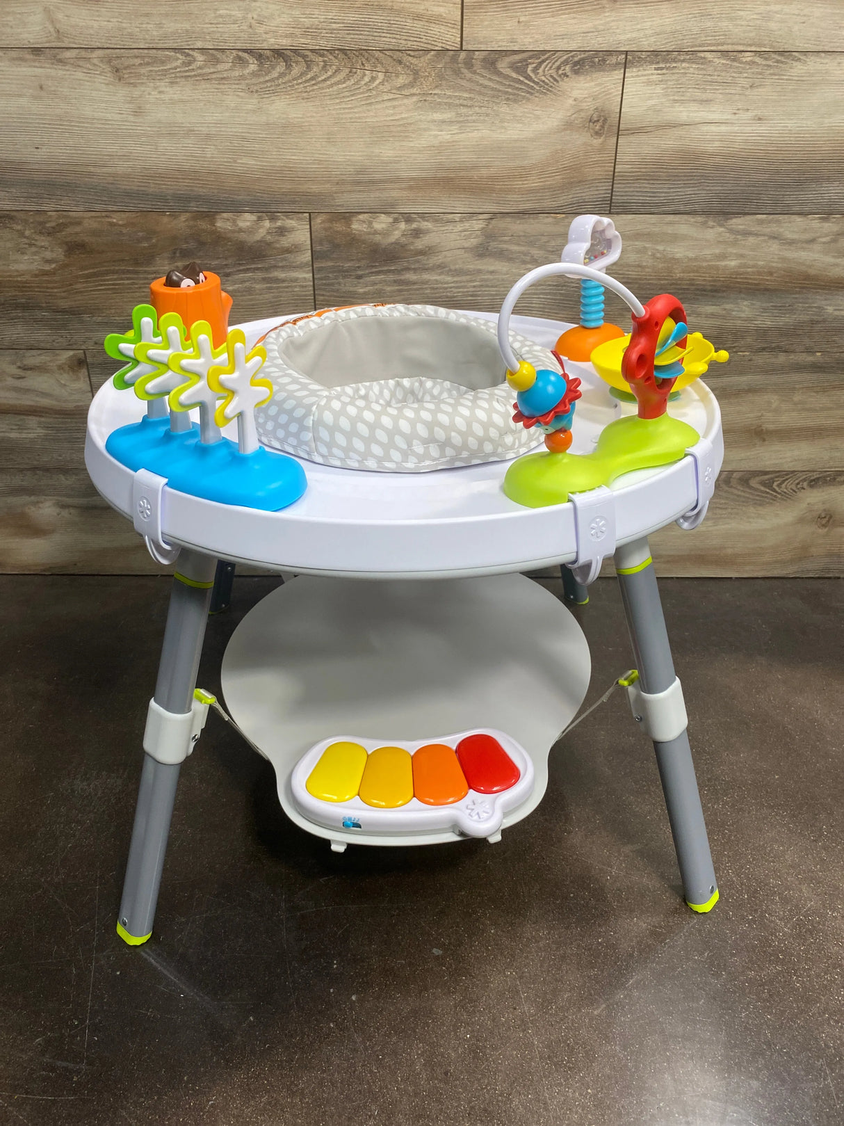 Skip Hop Explore & More 3-Stage Activity Center