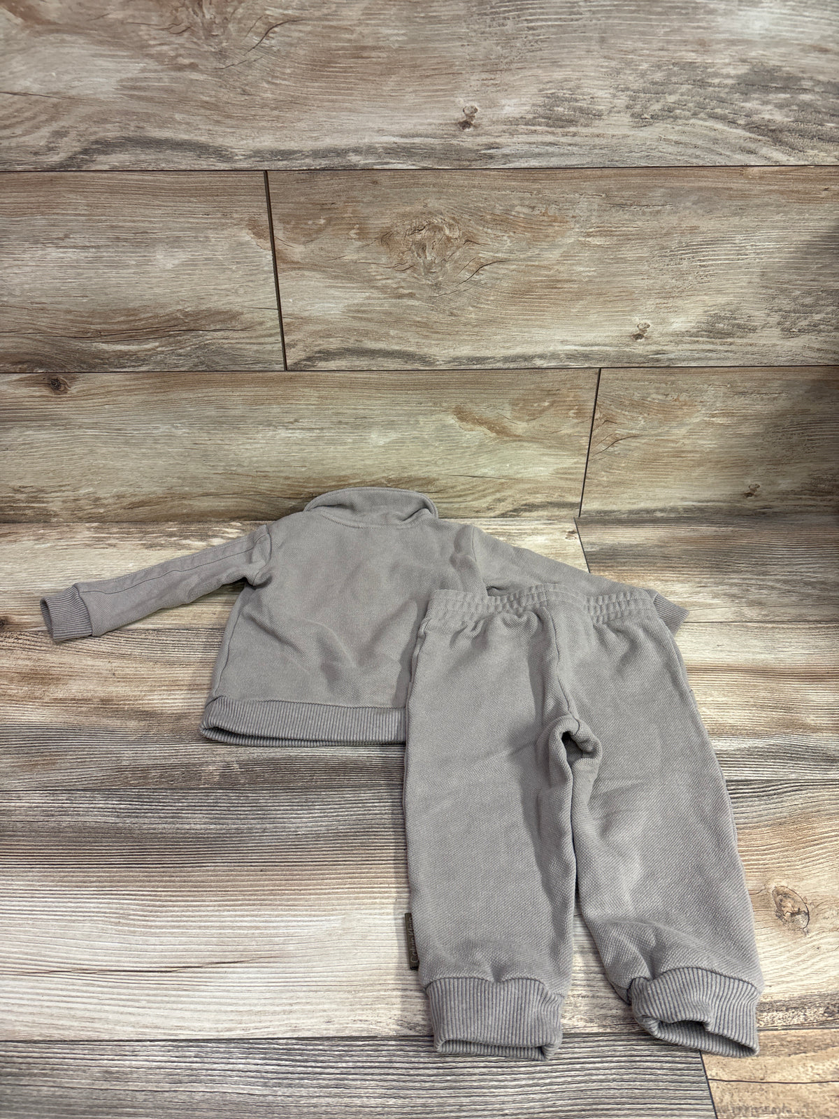 Calvin Klein 2pc Knit Polo Shirt & Pants Set Tan sz 18m