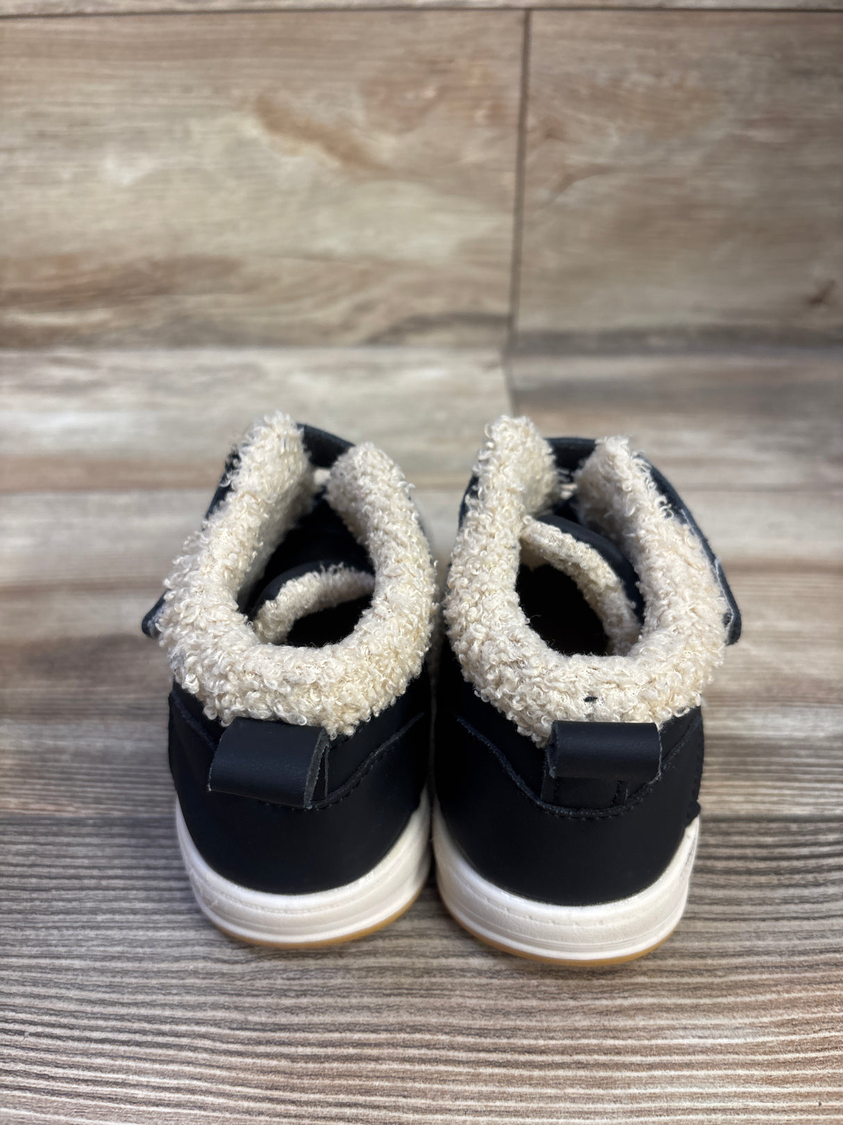 Shein Fleece High Top Sneakers Black sz 11c