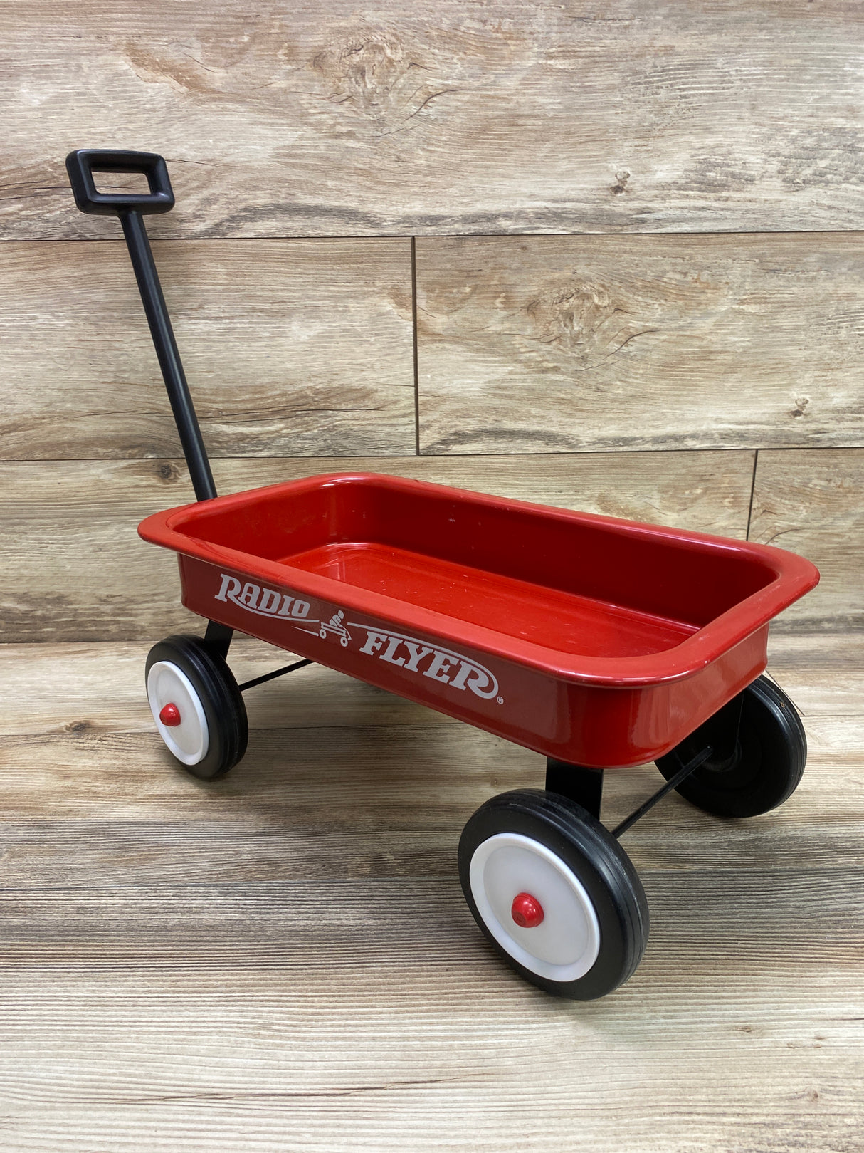 Radio Flyer Little Red Toy Wagon