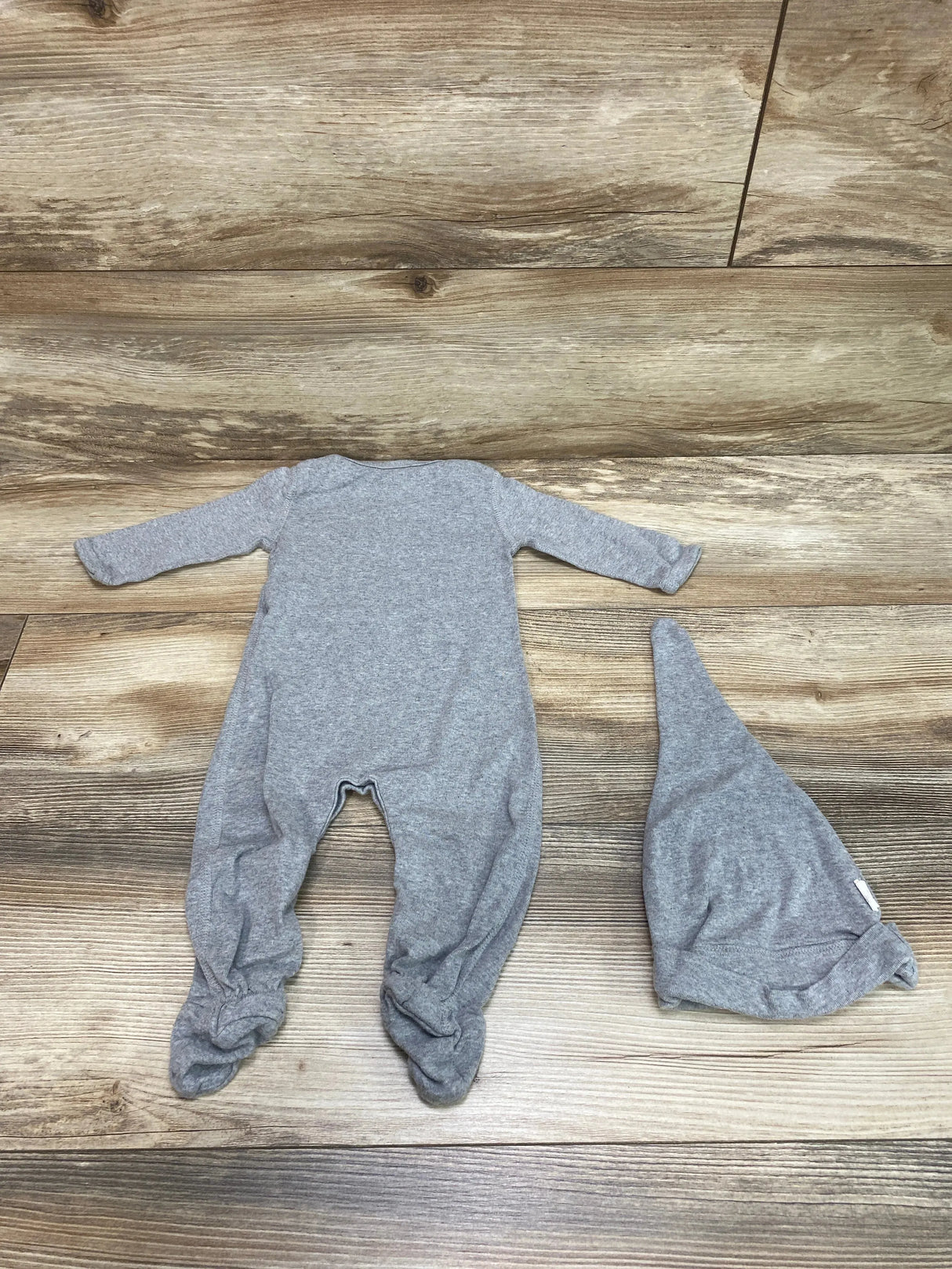 Burt's Bees Baby 2pc Footie & Hat Grey sz 0-3m