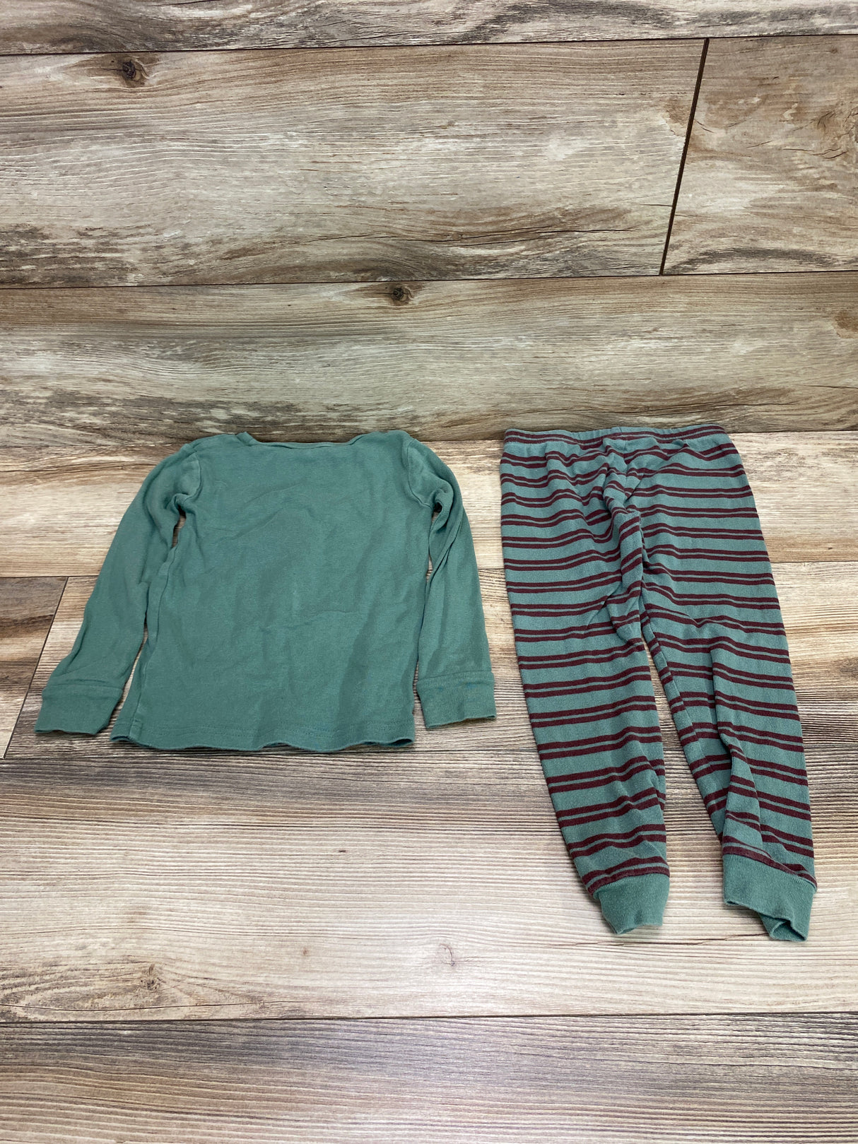 Just One You 2pc Moose Pajama Set Green sz 4T