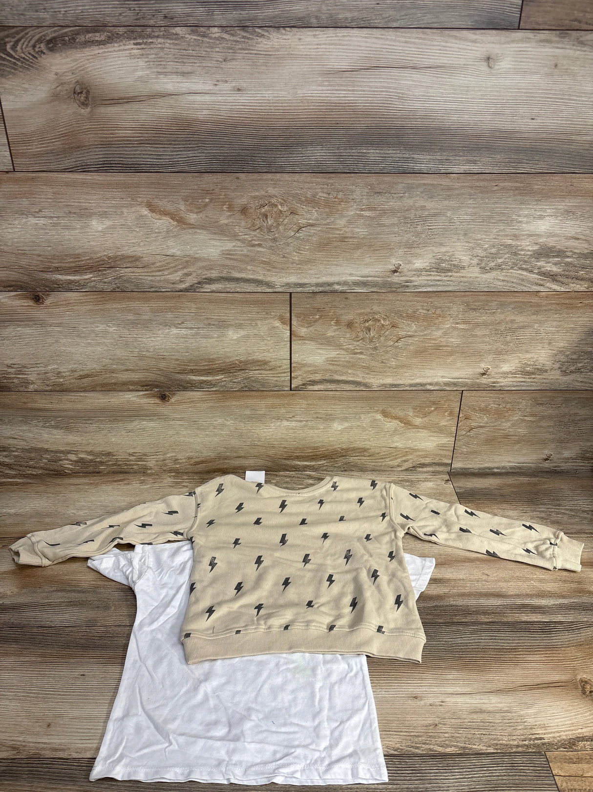 NEW ACDC 2pc Sweatshirt & Long Sleeve Shirt Set Beige sz 5T