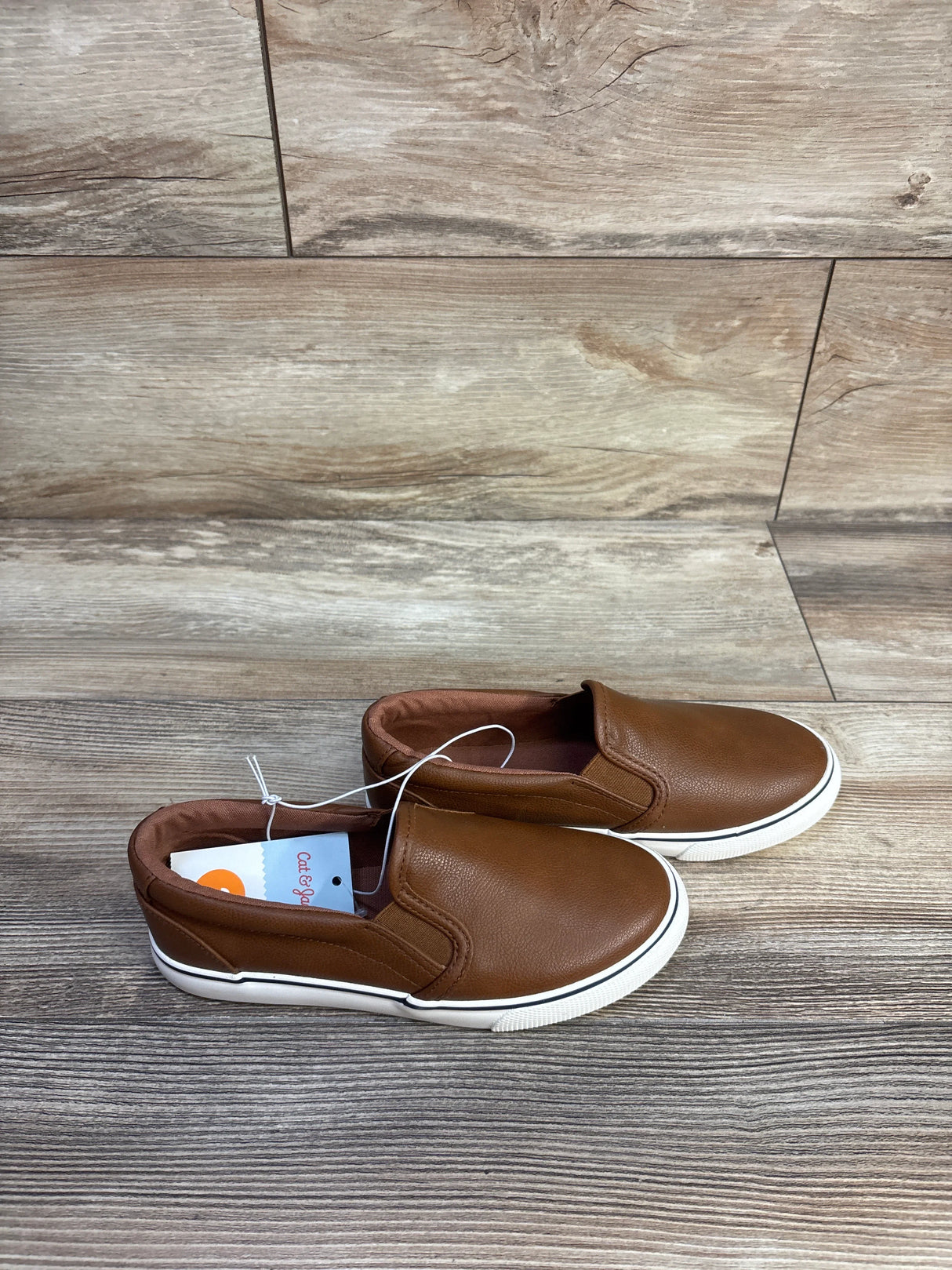NEW Cat & Jack Enzo Slip-On Sneakers Brown sz 2Y
