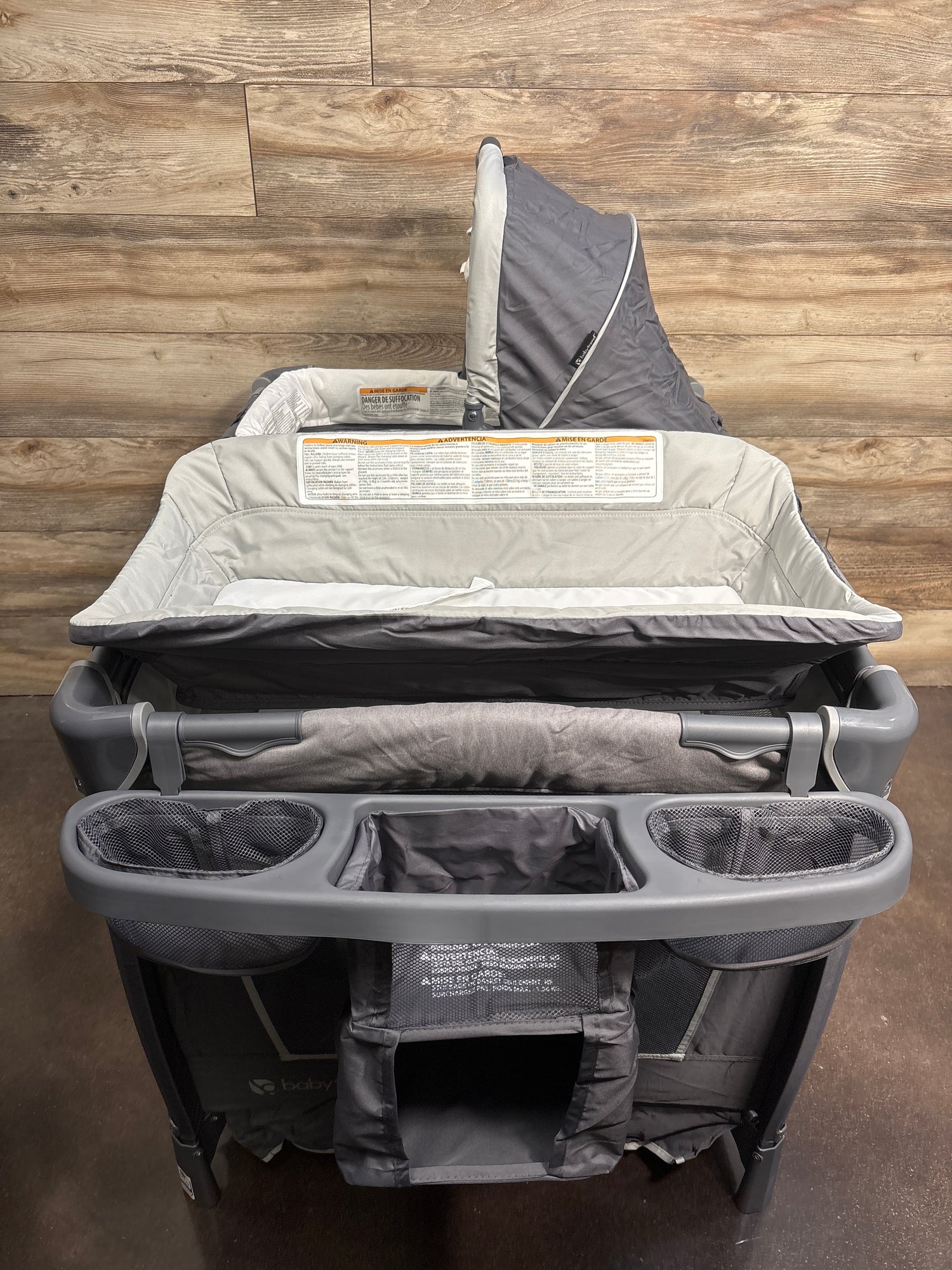 NEW Baby Trend Retreat Nursery Center Playard in Robin