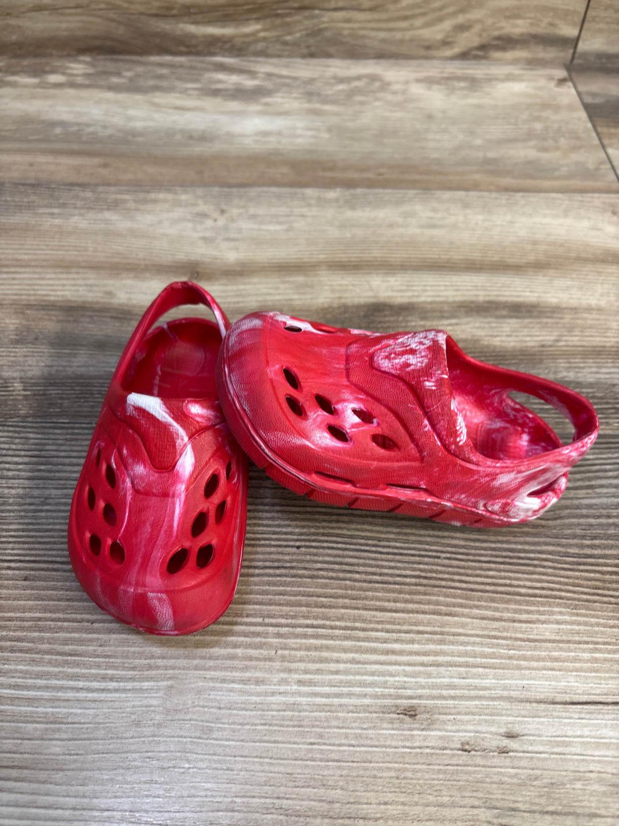 Wonder Nation USA Tie Dye Clogs Red sz 5c
