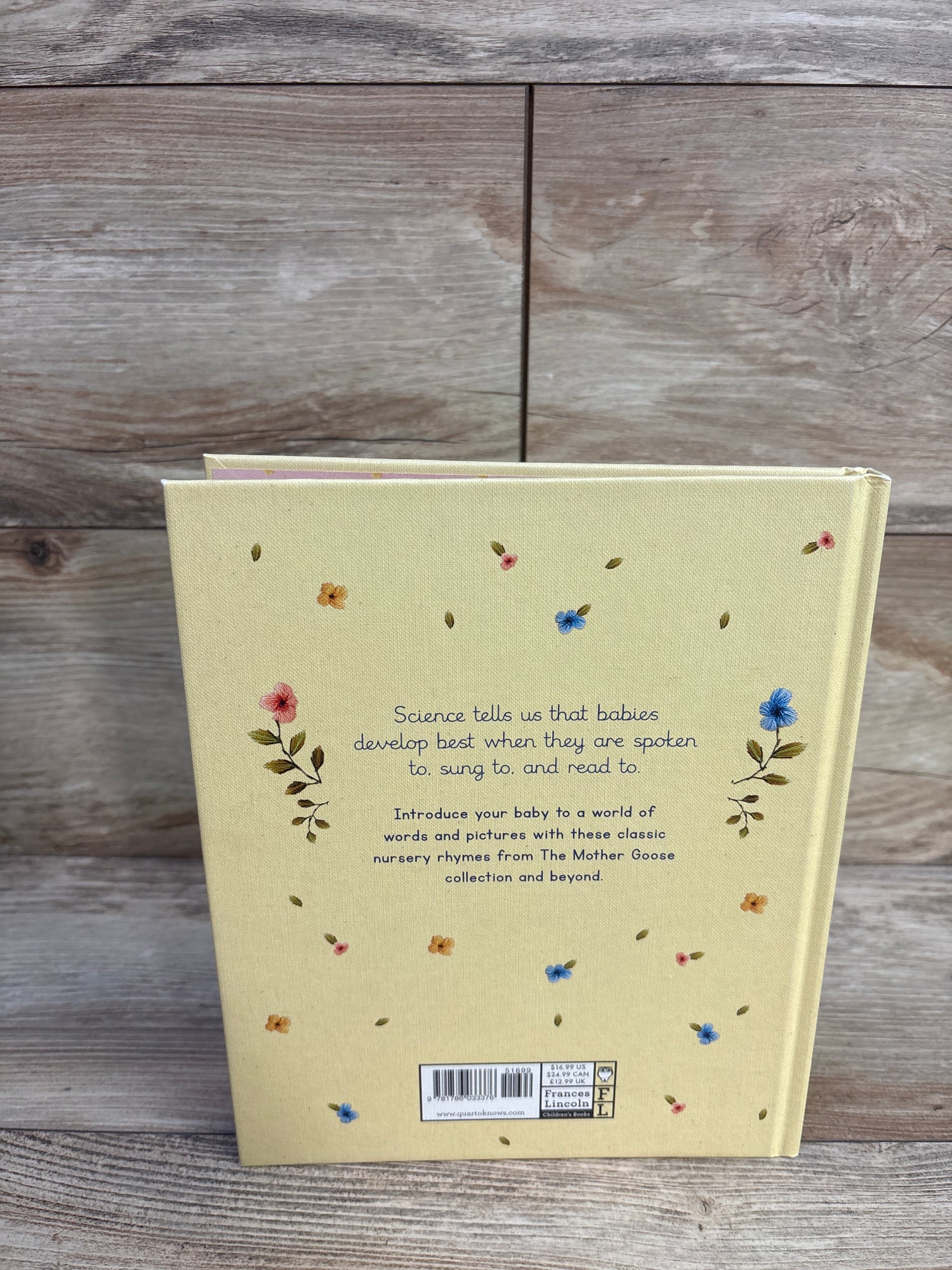 Read to Your Baby Every Day: 30 Classic Nursery Rhymes Hardcover Book