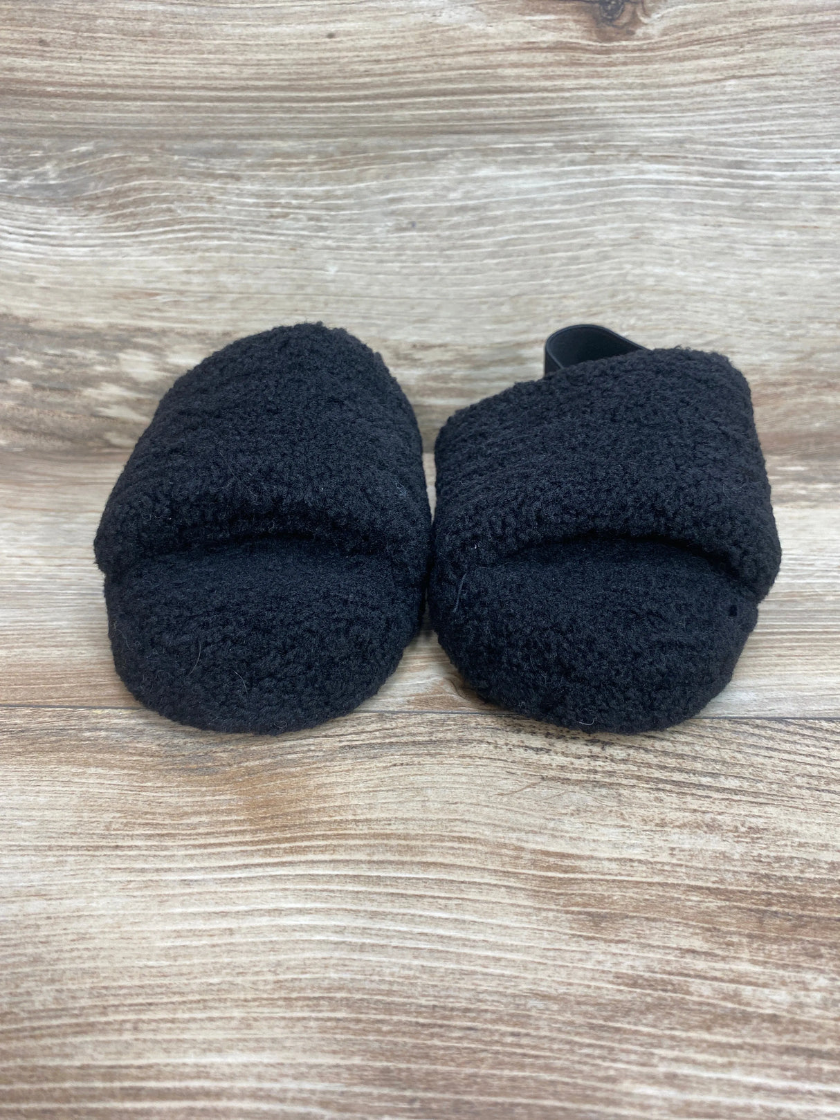 Cat & Jack Avi Single Strap Fur Slippers Black sz 9c/10c