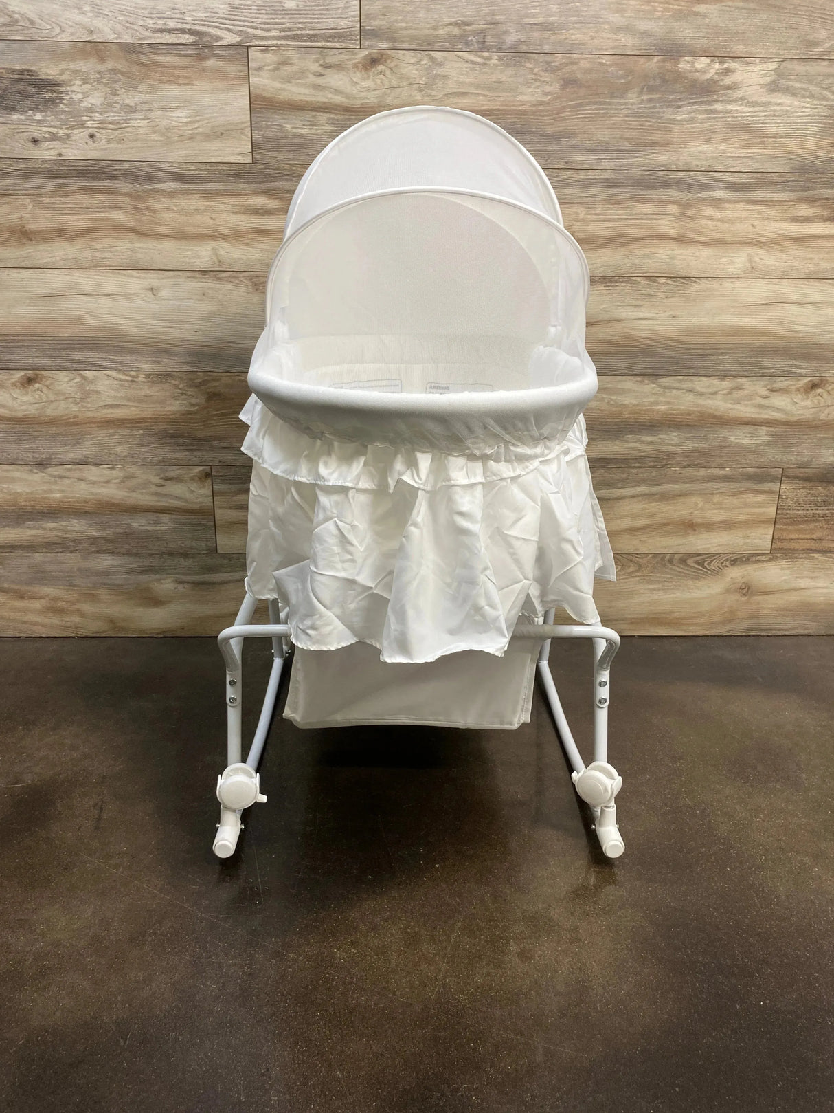 NEW Dream on Me Lacy Portable 2-in-1 Bassinet