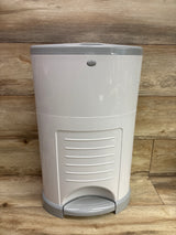 Dekor Classic Hands-Free Diaper Pail with 2 Refills