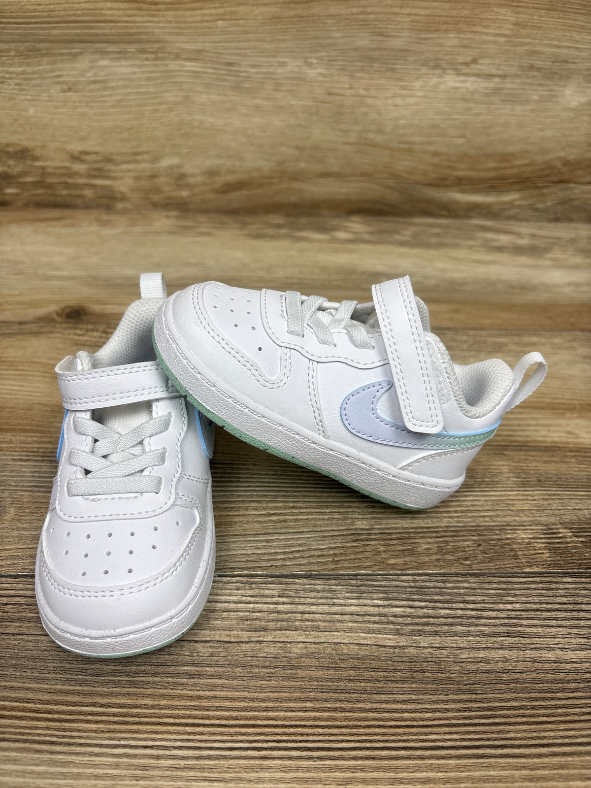 Nike Court Borough Low 'White/Arctic Green' Sneakers sz 6c