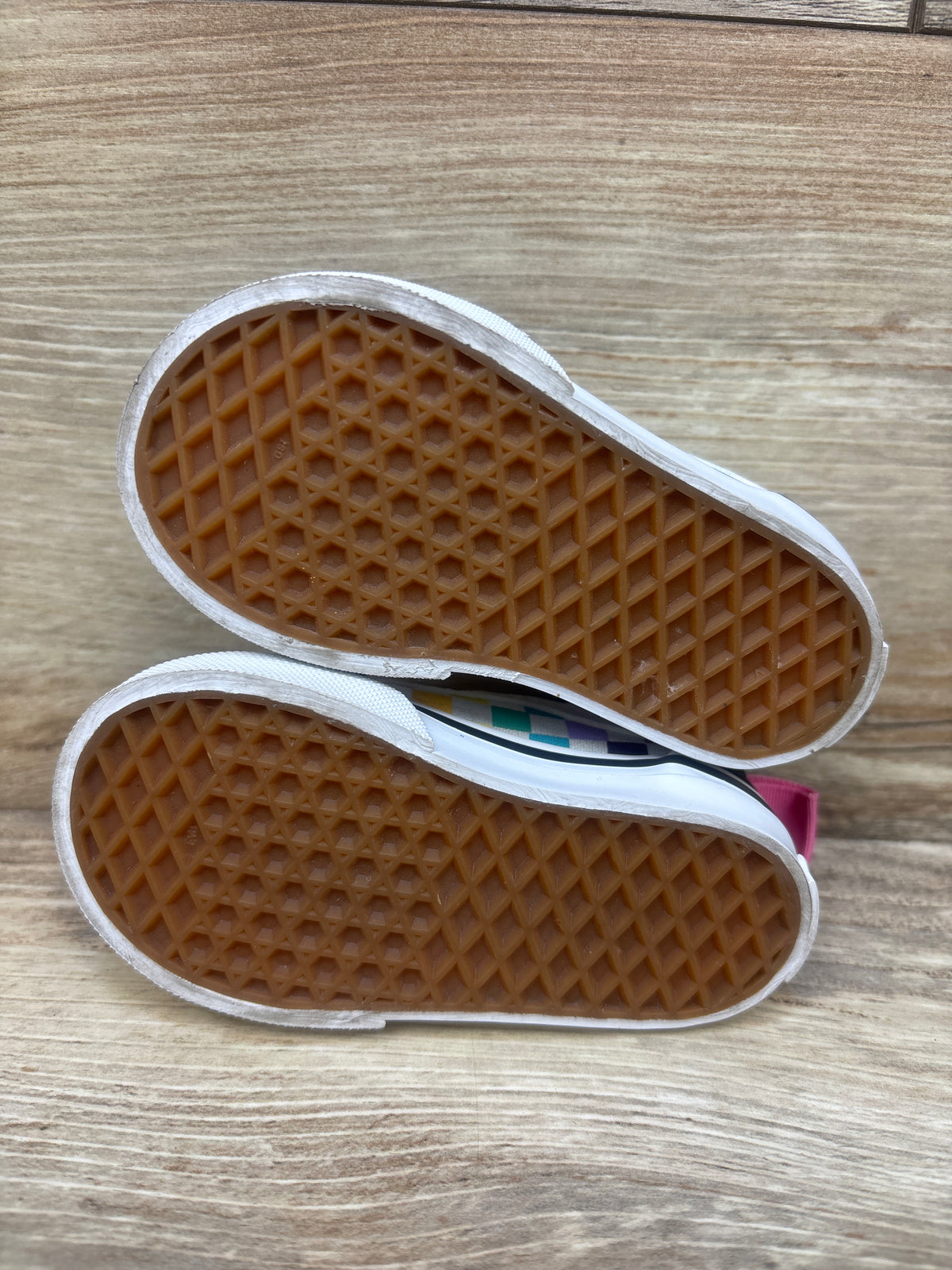 Vans Old Skool V Rainbow Checkerboard Sneakers sz 4c