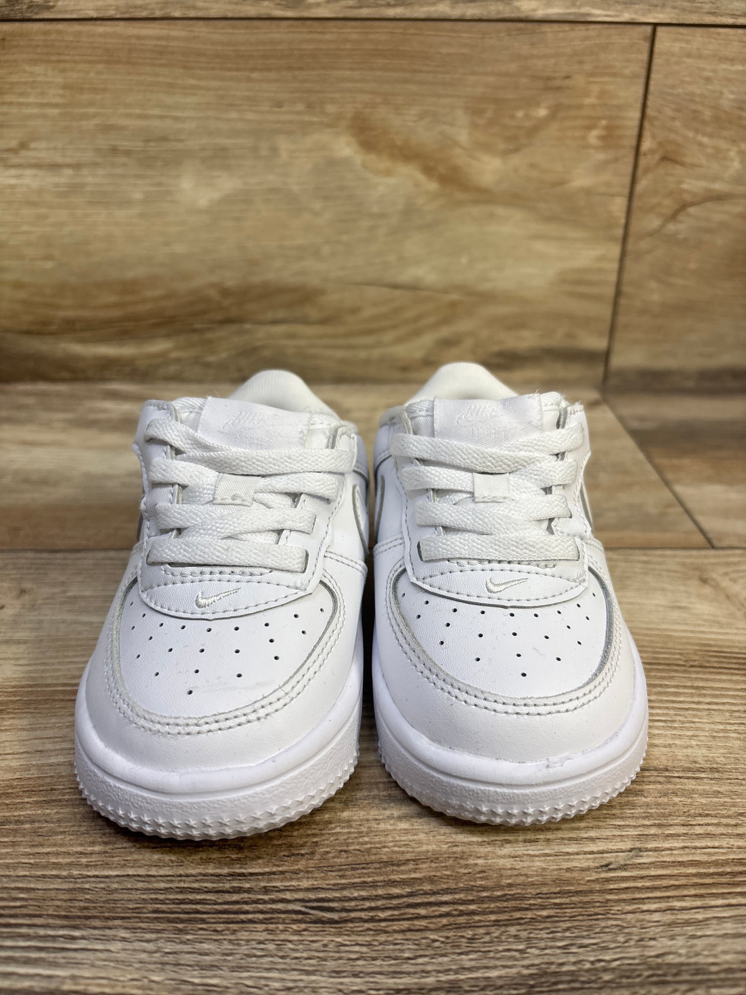 Nike Force 1 Low EasyOn TD Triple White Sneakers sz 6c