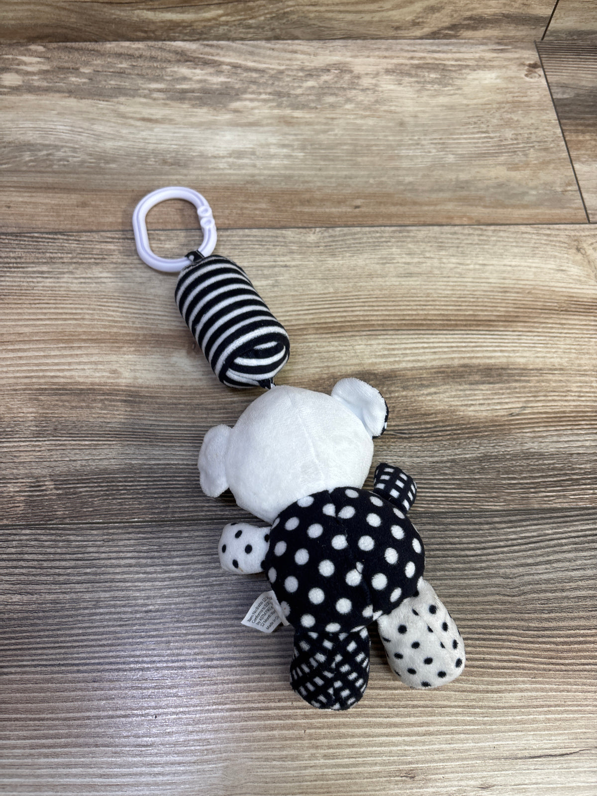 Rolimate Hanging Travel Black & White Rattle Toy