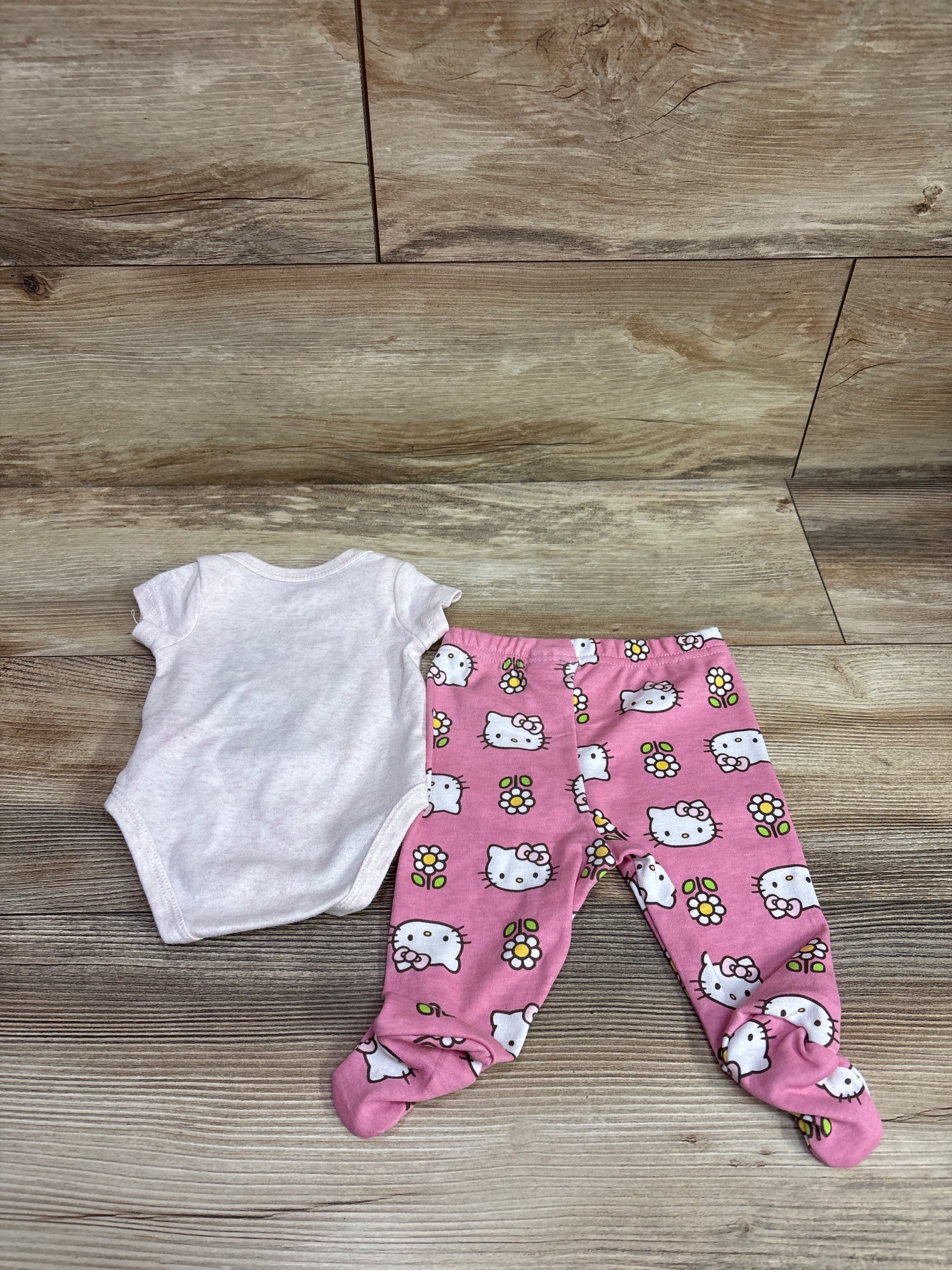 Hello Kitty 2pc Bodysuit & Footed Pants Set Pink sz Newborn