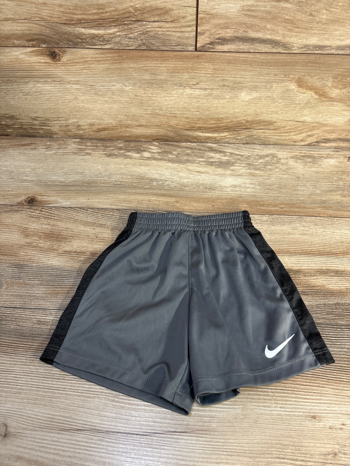 Nike Dri-Fit Shorts Grey sz 3T