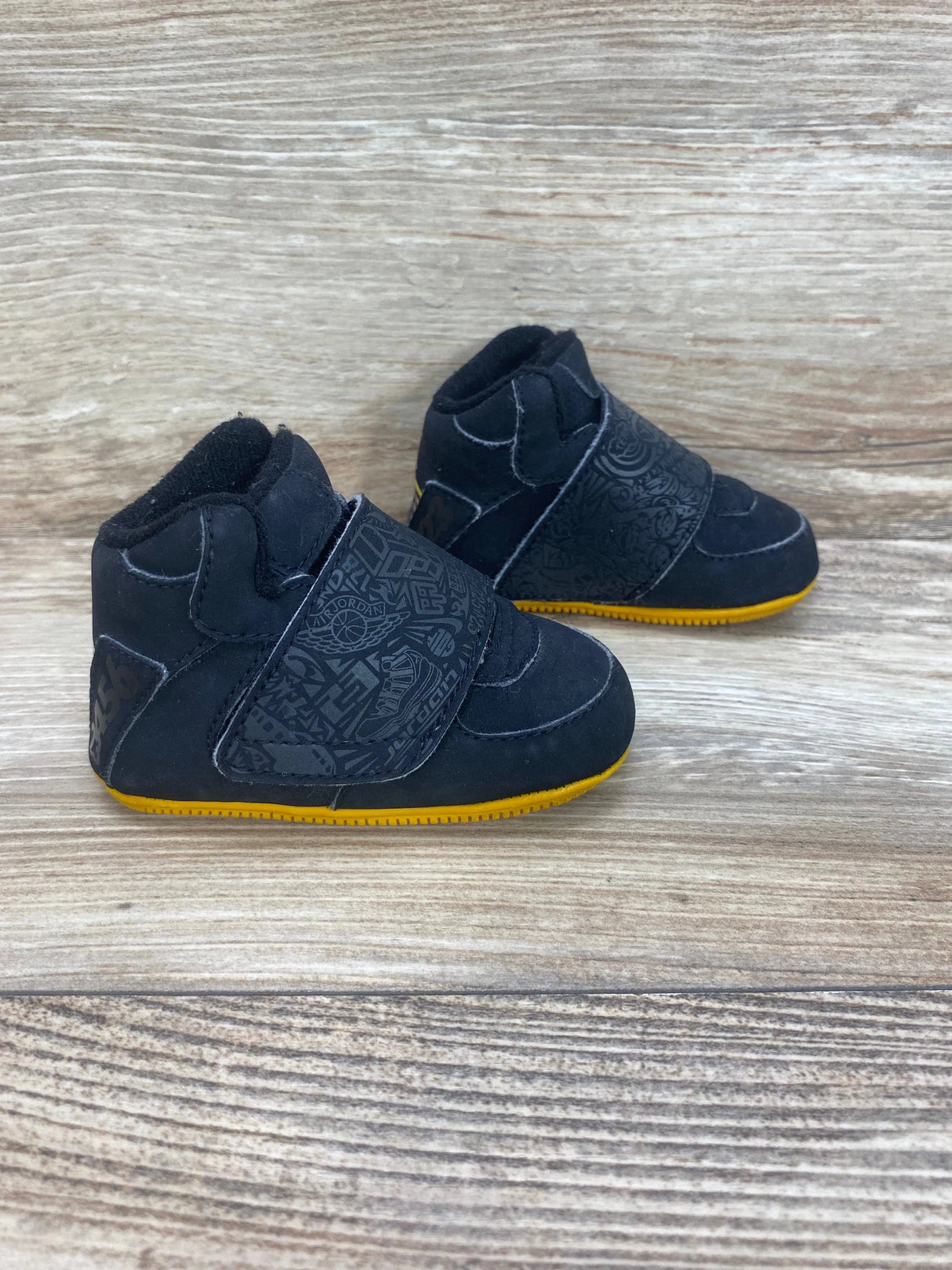 Jordan Black Crib Booties sz 3c