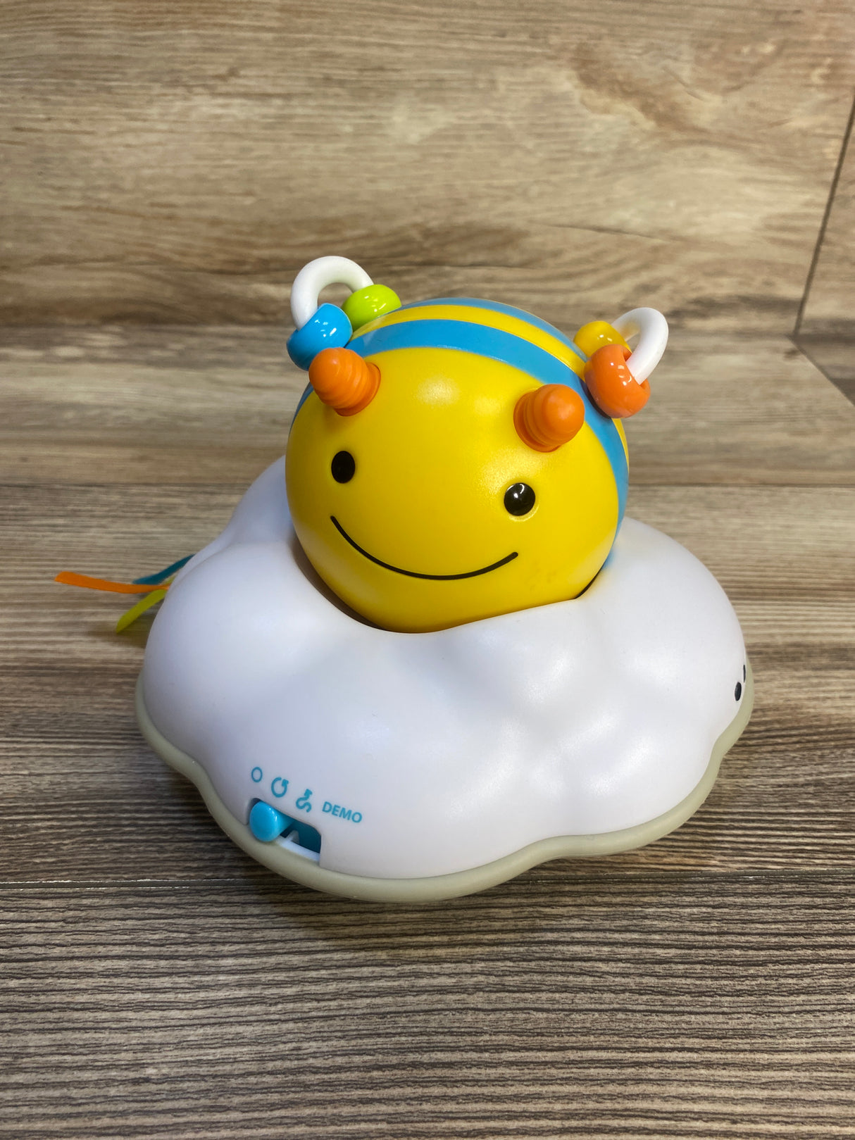 Skip Hop Explore & More Follow-Bee