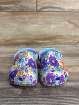Crocs Classic Clogs Retro Floral Print, Blue sz 5c