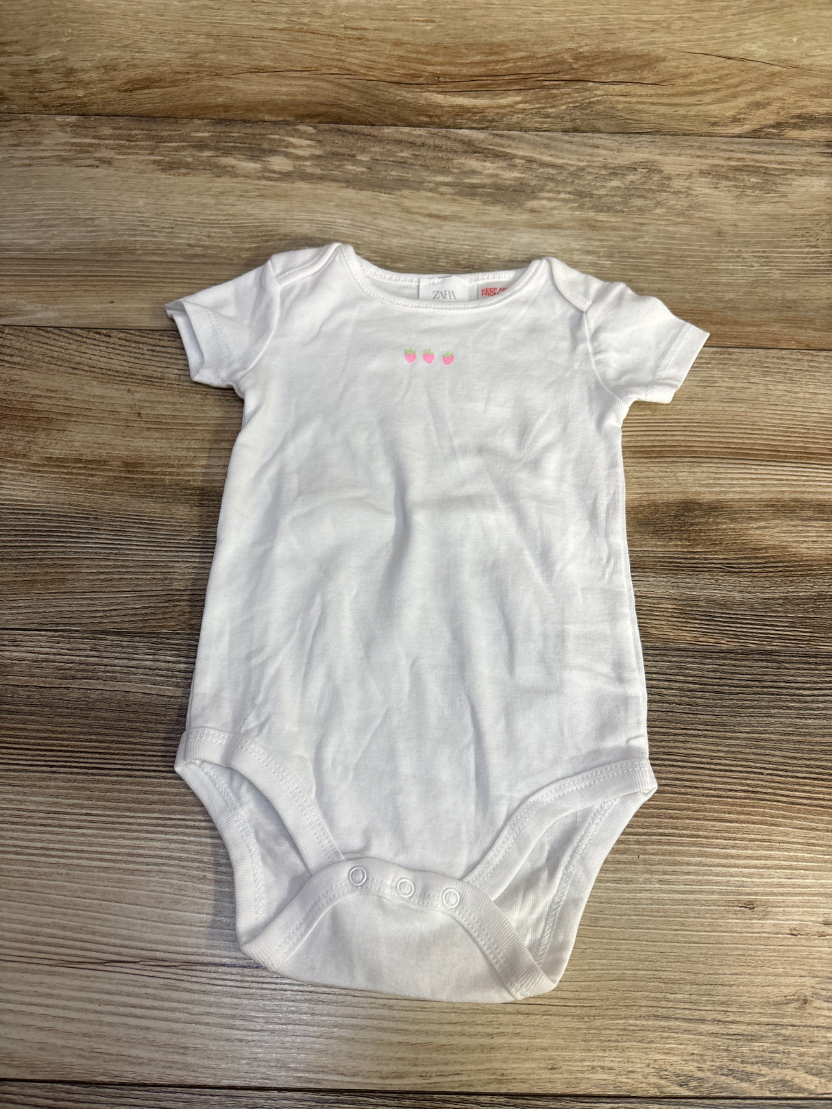 Zara Strawberry Bodysuit White sz 6m