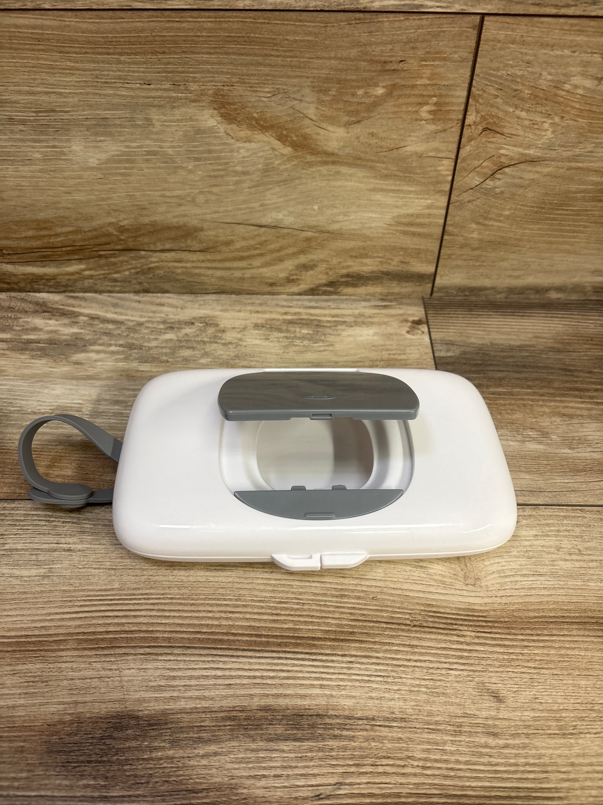 Oxo Tot On-The-Go Wipes Dispenser White