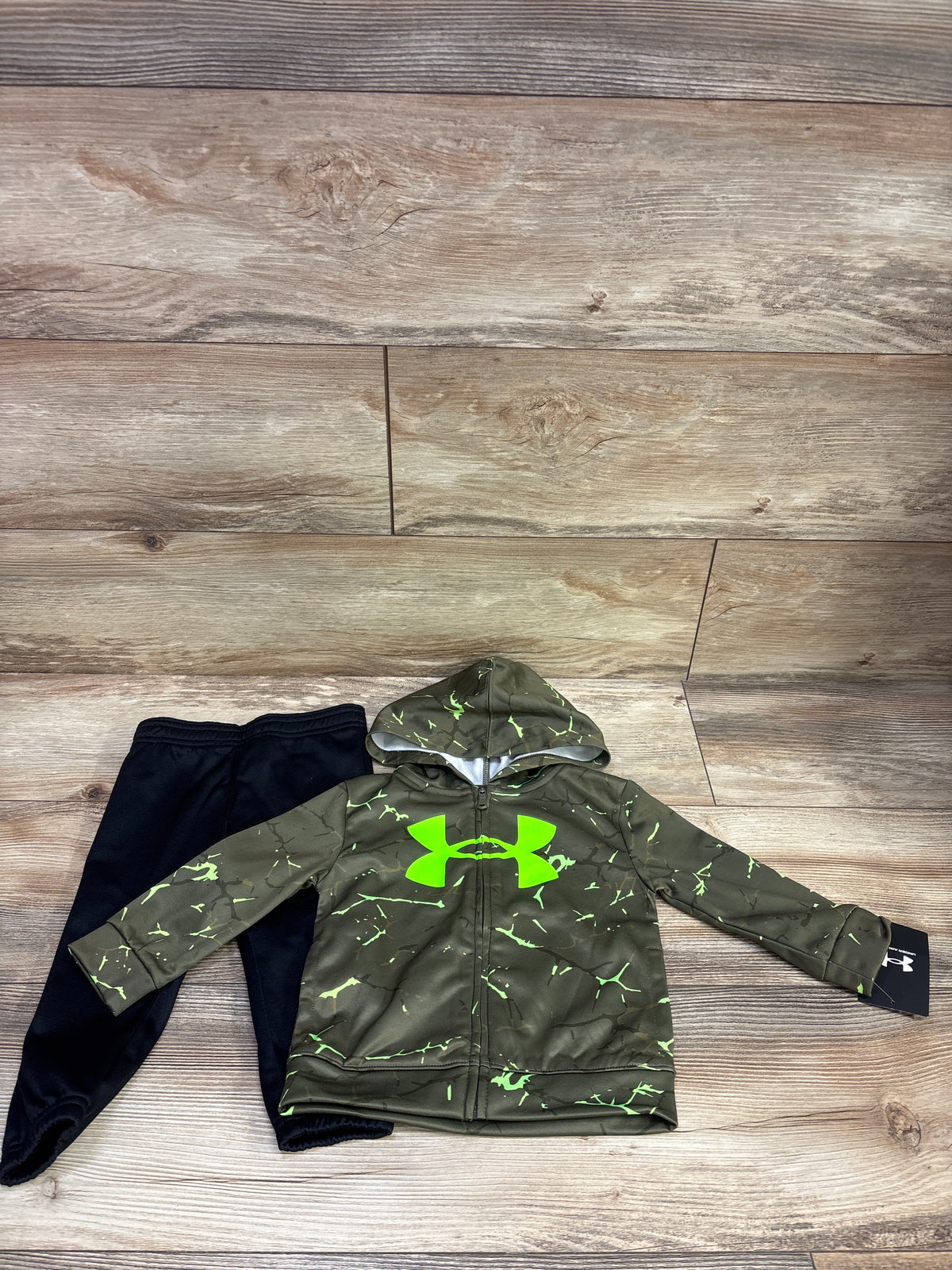 NEW Under Armour 2pc Tracksuit Set Green sz 12m