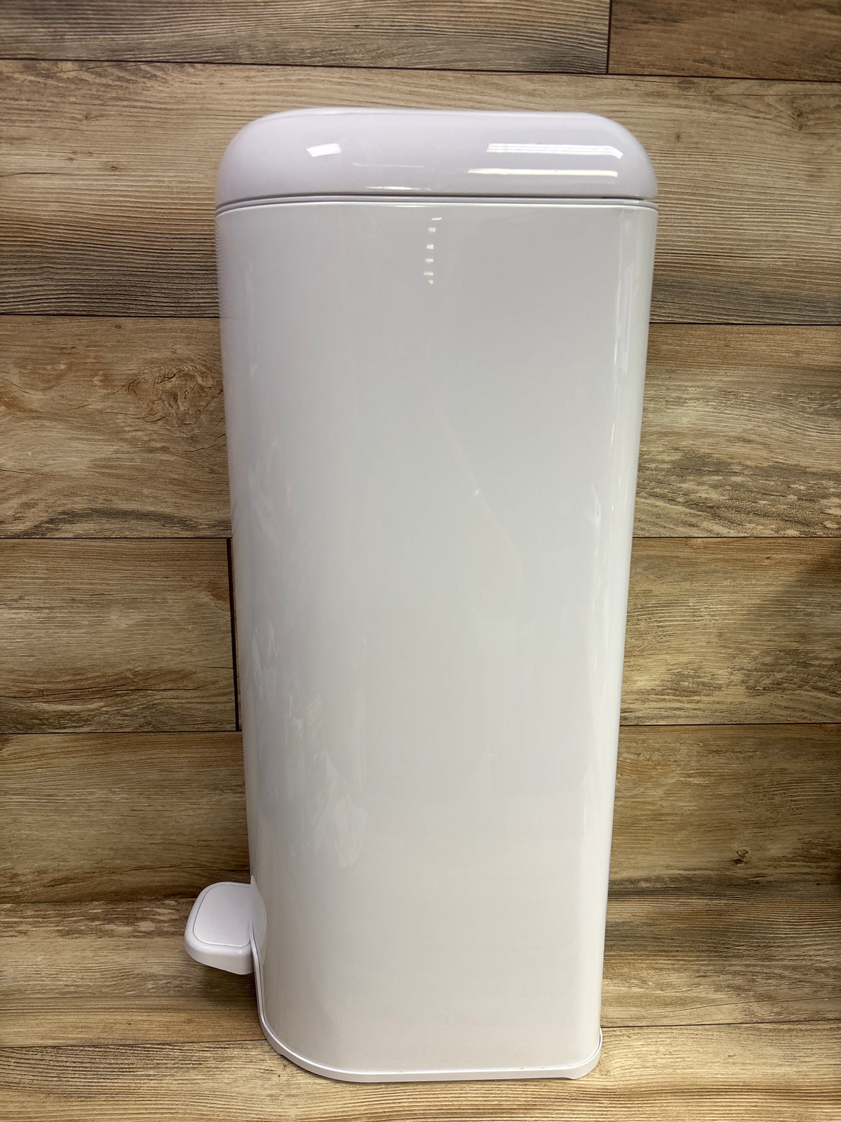 Diaper Genie Platinum Pail - White