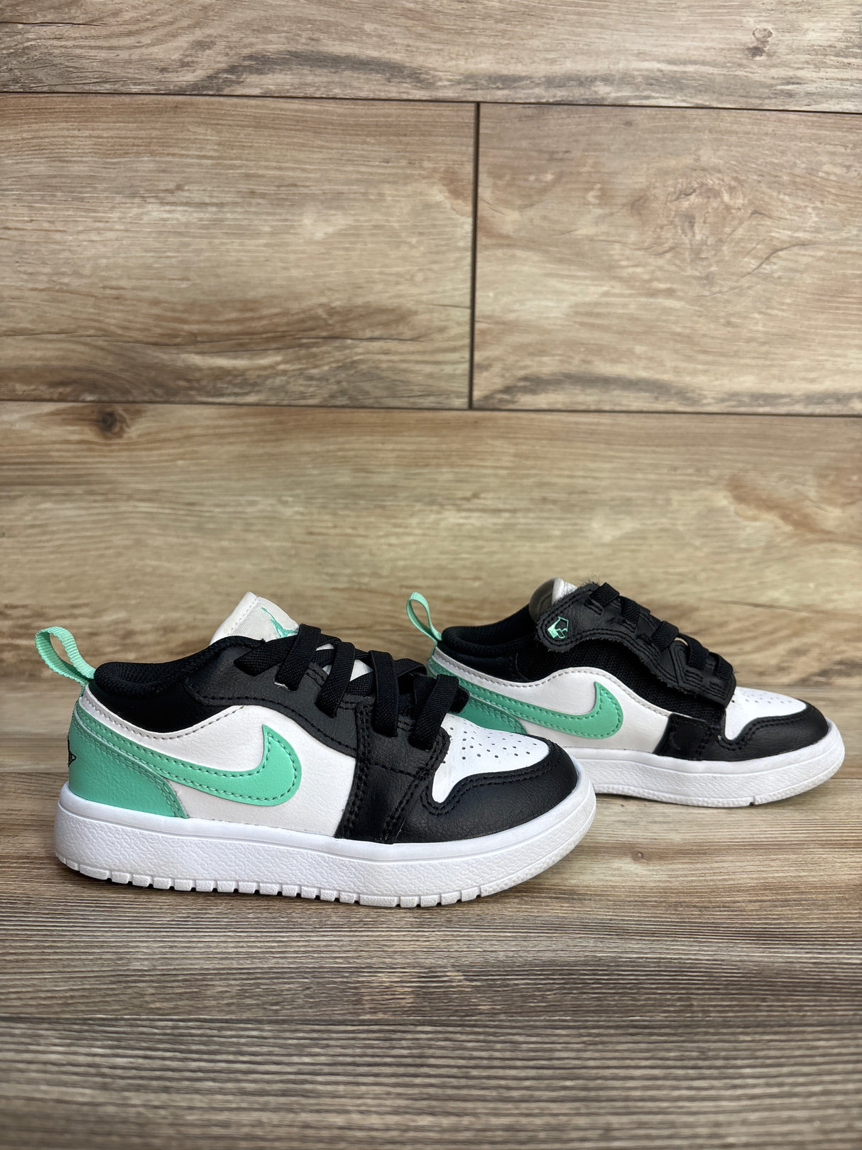 Air Jordan 1 Low ALT PS 'Green Glow' Sneakers sz 11c