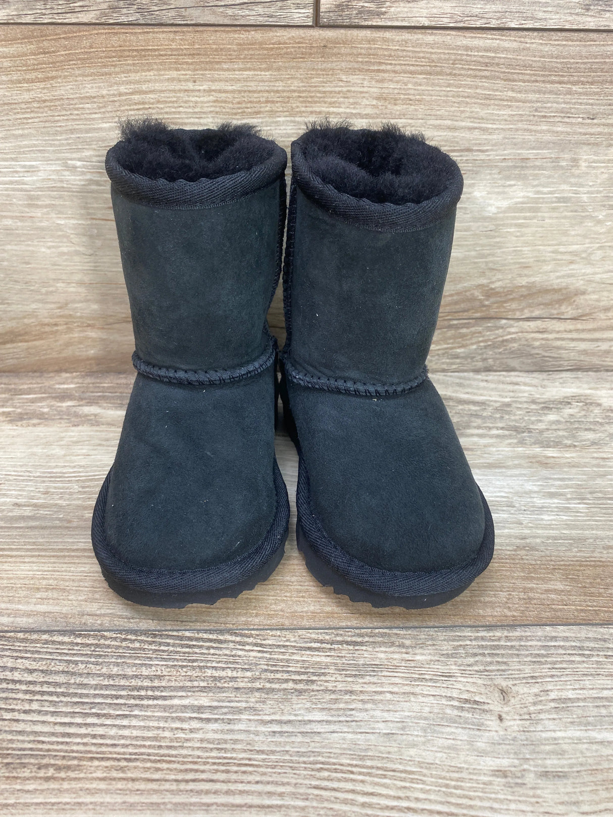 UGG Toddlers' Classic II Boot Black Sz 6c