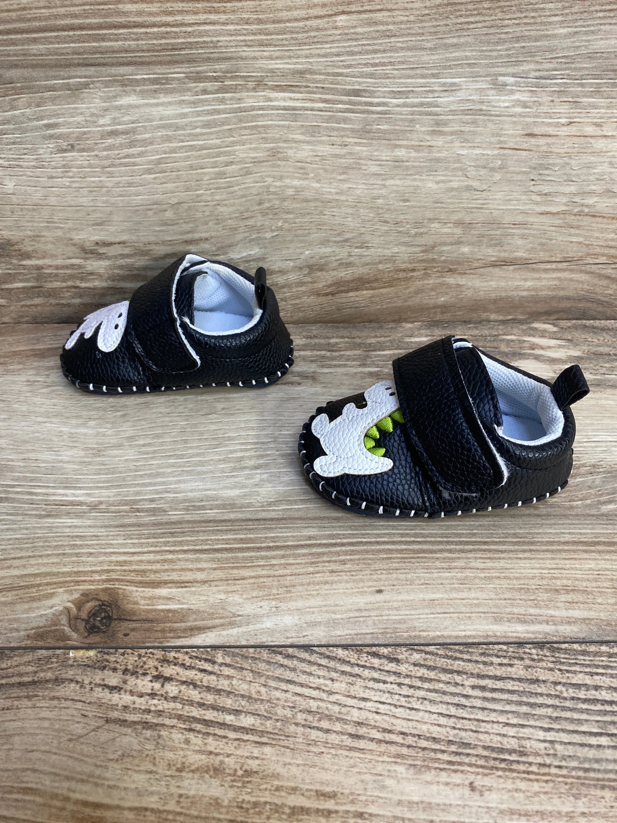 Sebellst Baby Crib Shoes, First Walking Shoes Dino-Green Black Sz 1c/2c