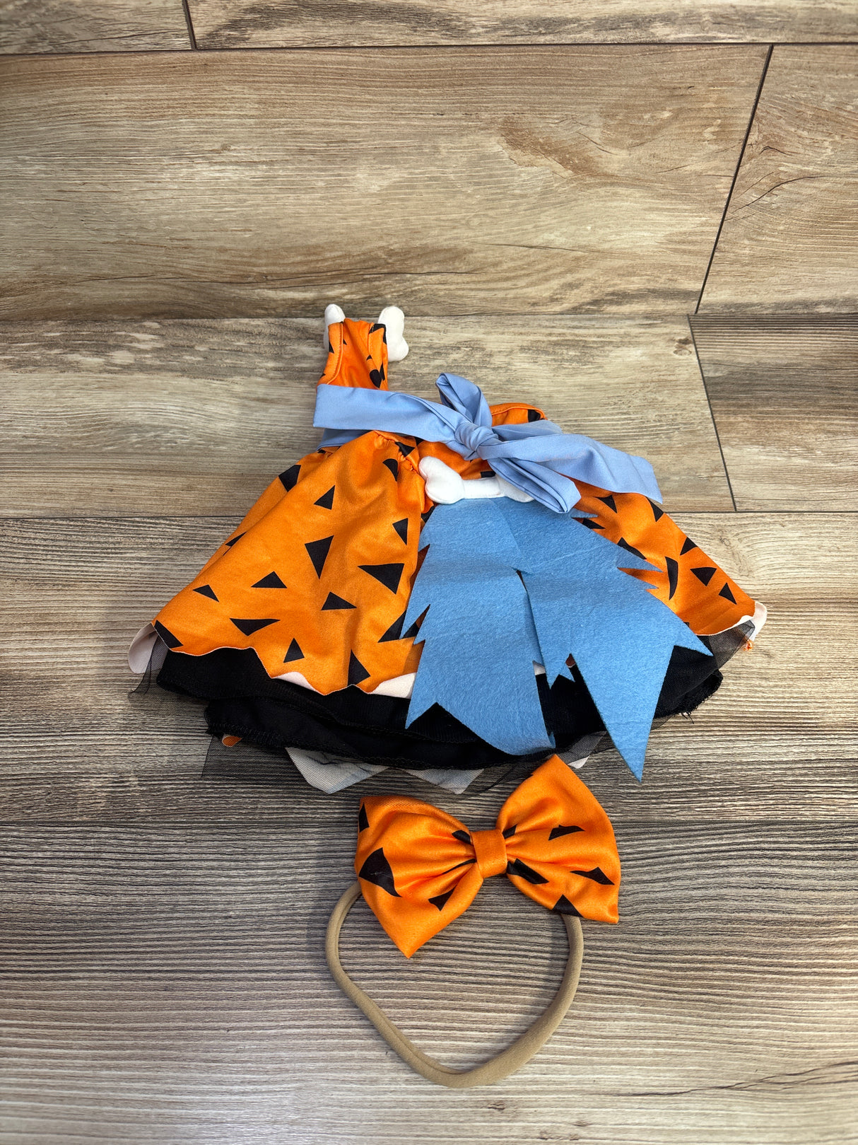 2pc Flintstones Pebble Costume Orange sz 0-3m
