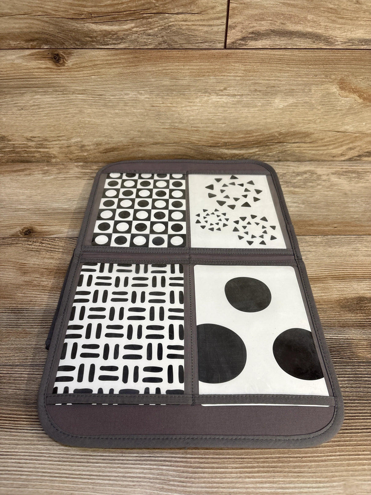 Lovevery Travel Card Holder