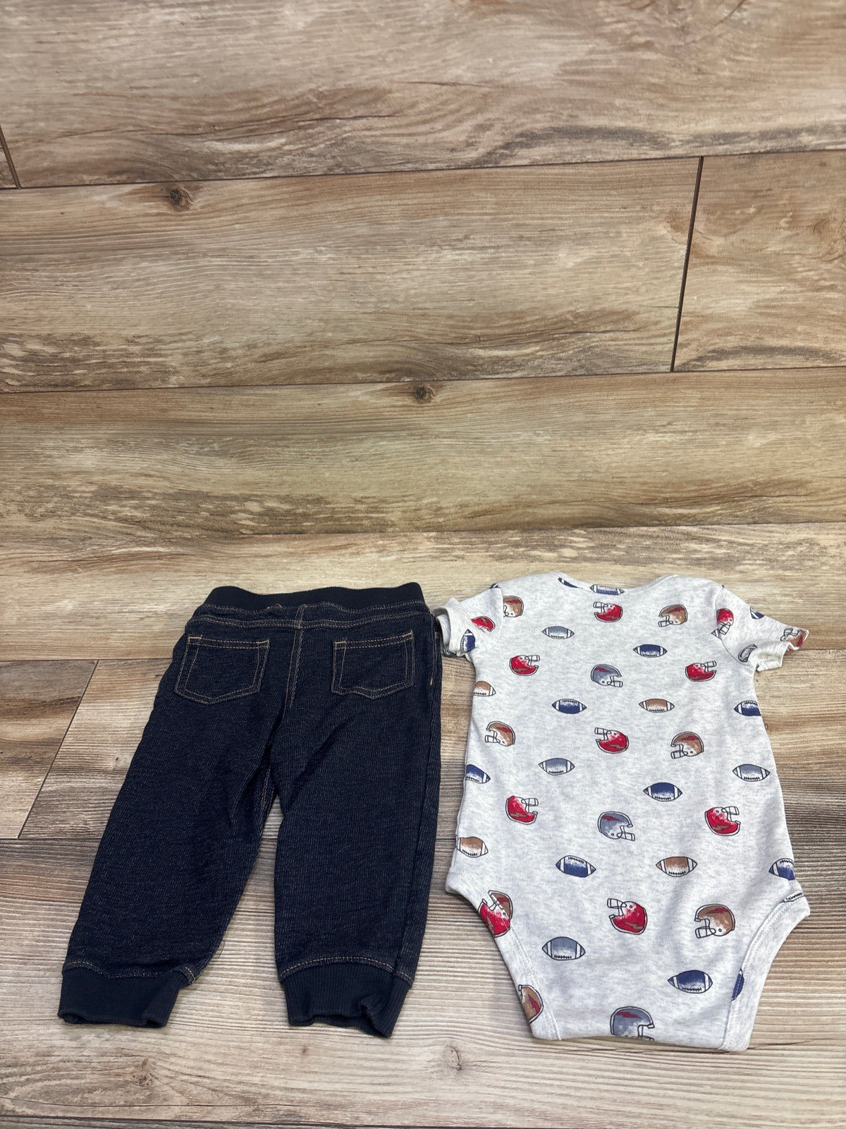Carter's 2pc Football Bodysuit & Jeggings Set Grey sz 18m