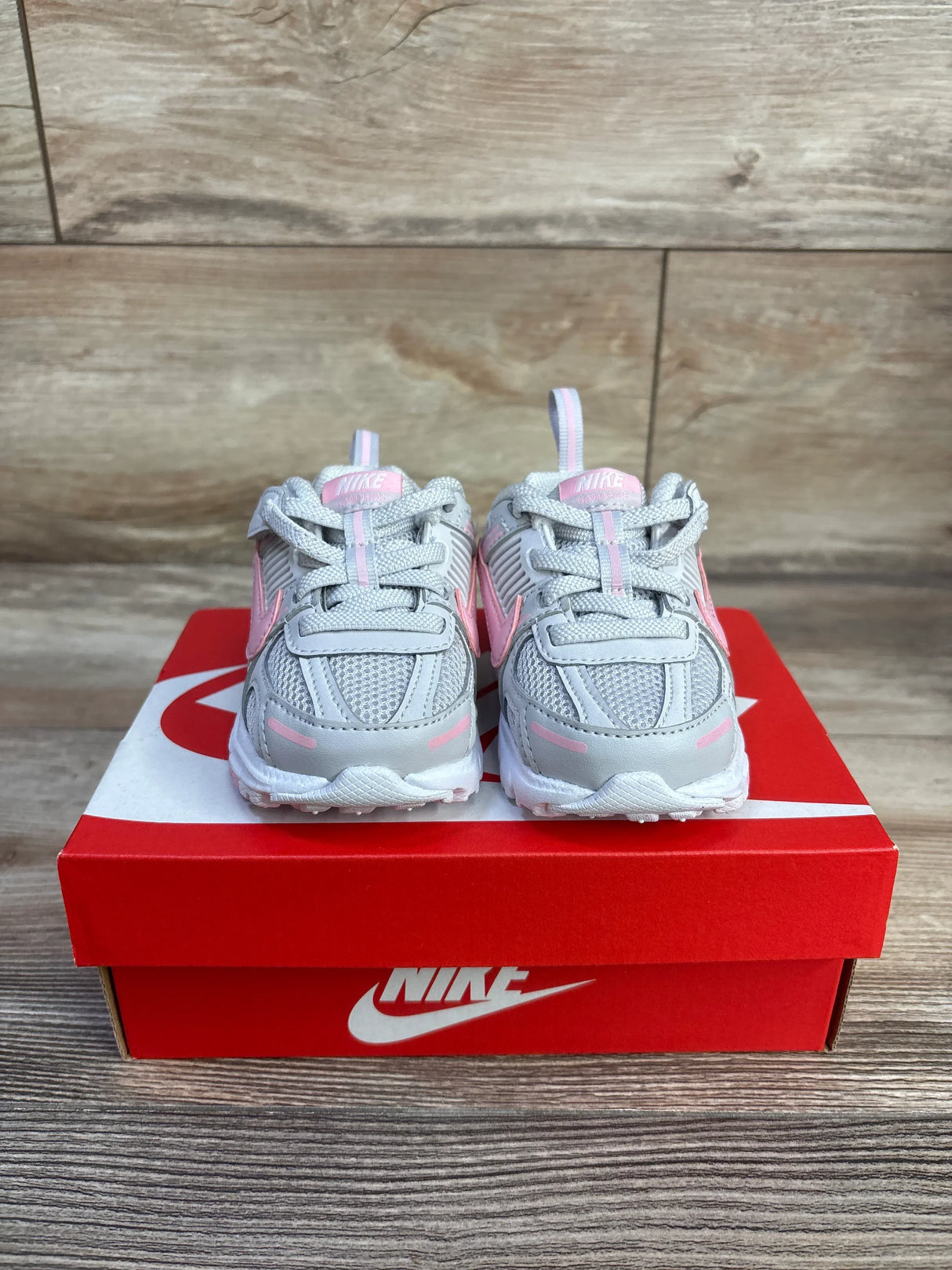NEW Nike Vomero 5 TD 'Grey/Med Soft White Pink' sz 4c
