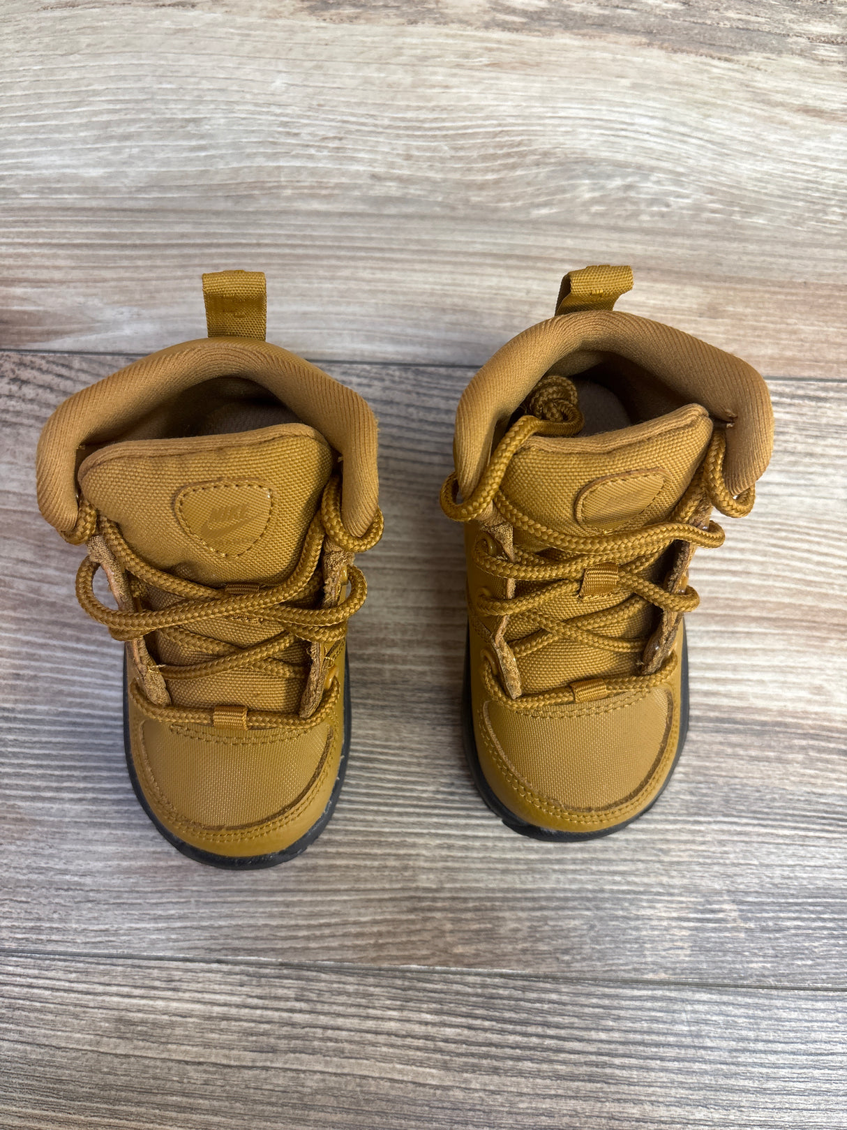 Nike Manoa Leather TD 'Wheat' Sneakers sz 5c - Me n Mommy To Be