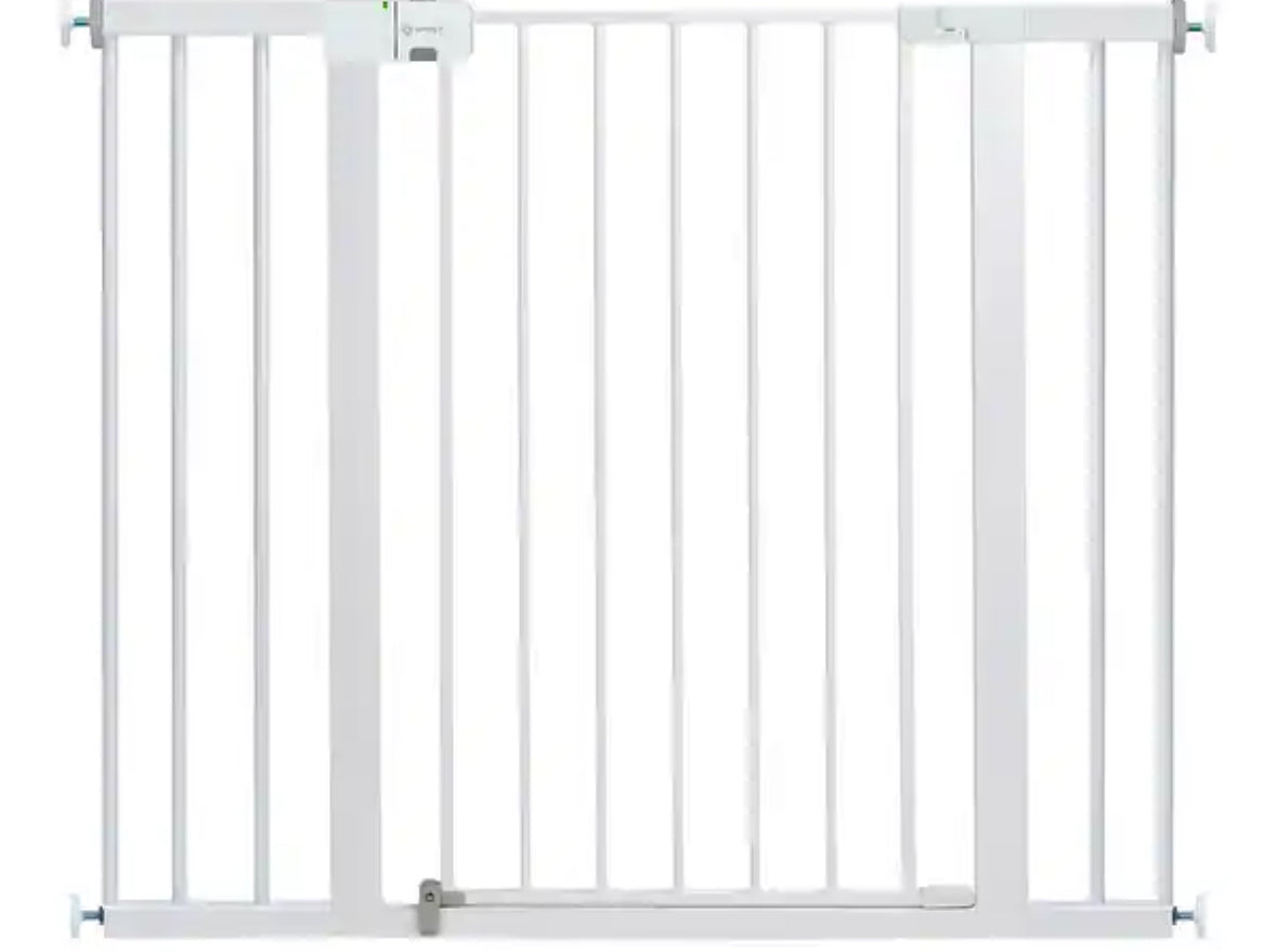 Safety 1st Easy Install Walk Thru Baby Gate 29''-38'' White