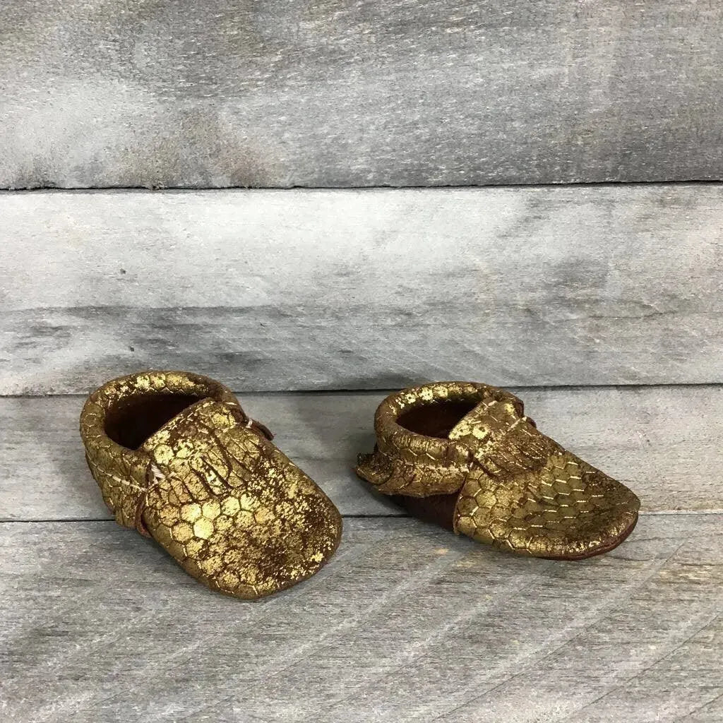 Freshly Picked Soft Sole Leather Honeycomb Moccasins size 1c - Me 'n Mommy To Be