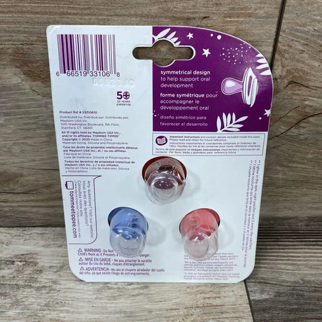 Tommee Tippee NEW 3Pk Day & Night Pacifiers 6-18m - Me 'n Mommy To Be