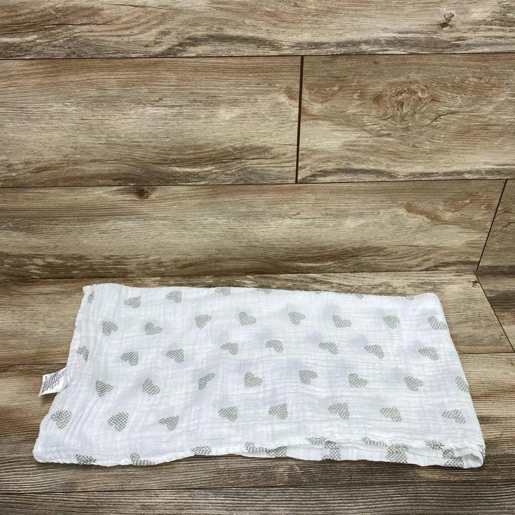 CozyBubs Heart Print Muslin Swaddle Blanket - Me 'n Mommy To Be