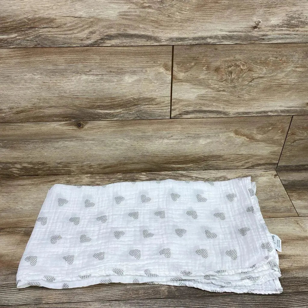 CozyBubs Heart Print Muslin Swaddle Blanket - Me 'n Mommy To Be