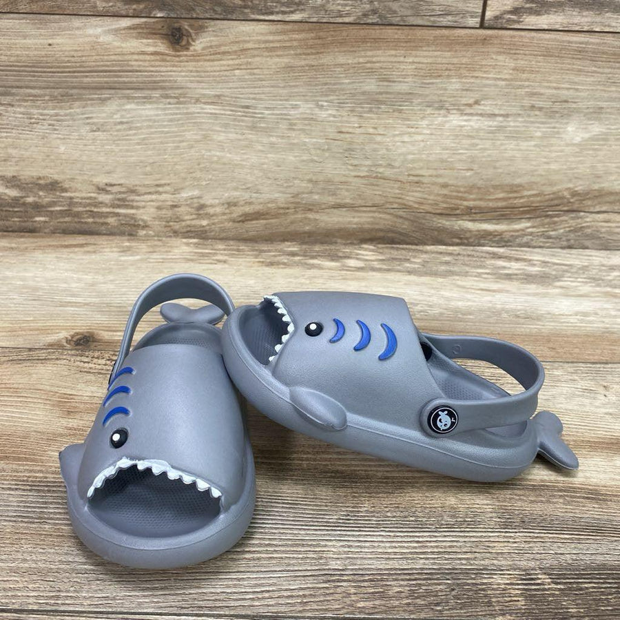 Shark Back Strap Sandals sz 7/8c - Me 'n Mommy To Be
