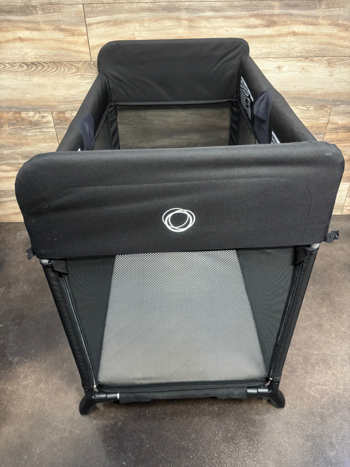 Bugaboo Stardust Portable Travel Playard, Black