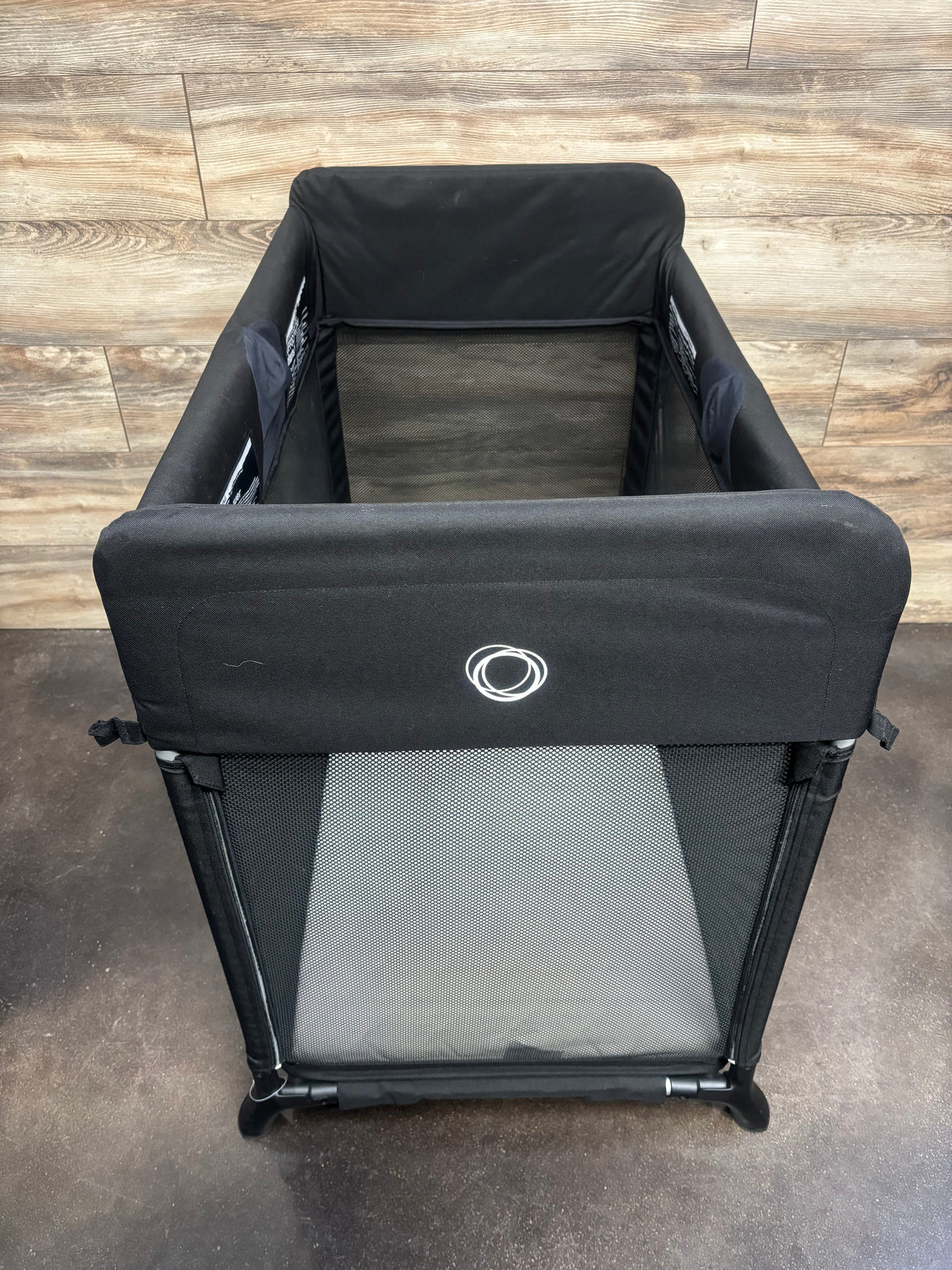 Bugaboo Stardust Portable Travel Playard, Black