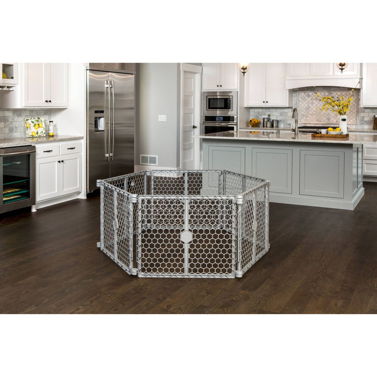 NEW Regalo 2-in-1 Plastic Play Yard and Safety Gate