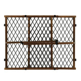 Expandable wooden and metal baby safety gate with lattice design for childproofing home