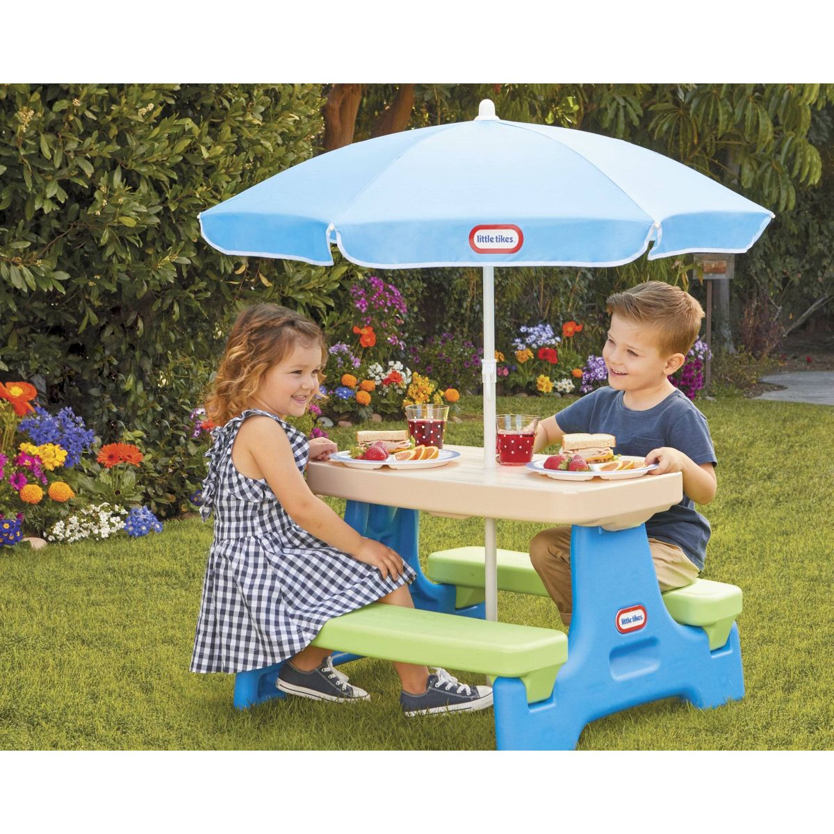 NEW Little Tikes Easy Store Jr. Play Table with Umbrella