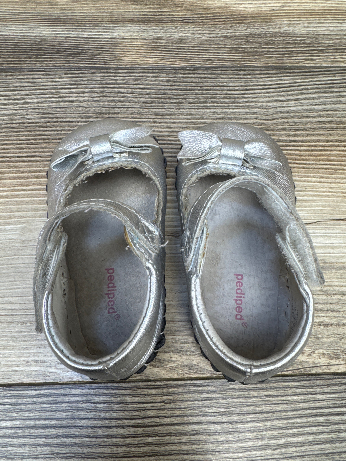 Pediped Betty Grip ‘n’ Go First Steps Sneakers Silver sz 5c