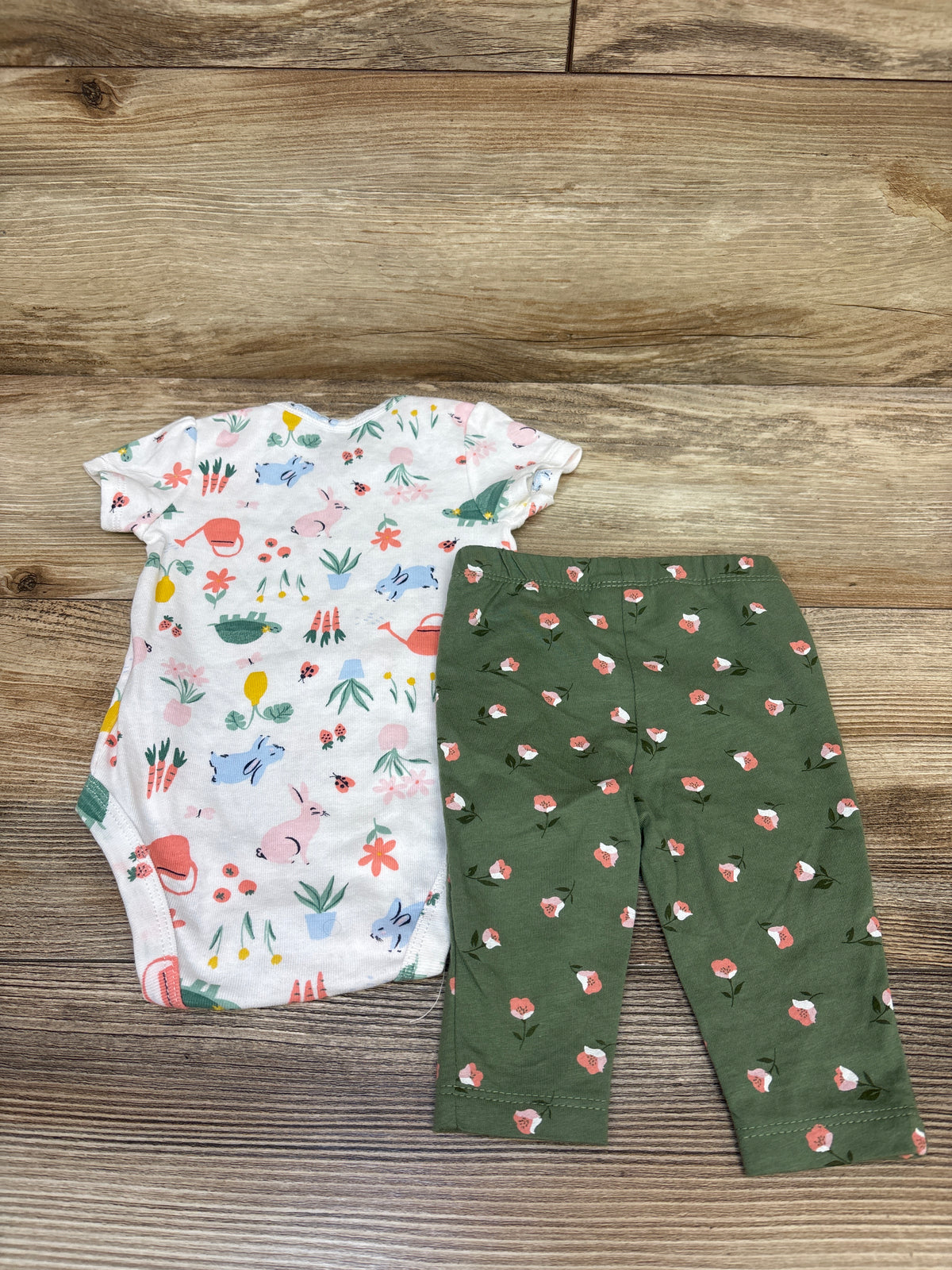 Carter's 2pc Bodysuit & Pants White sz 3m