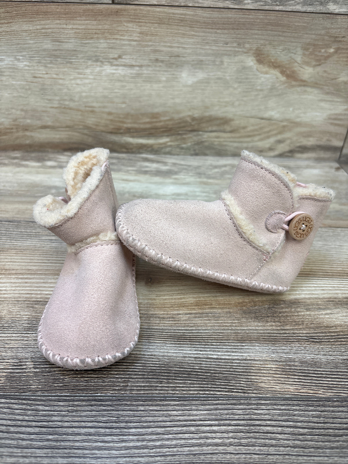 UGG Lemmy II Bootie Soft Pink sz 4/5c